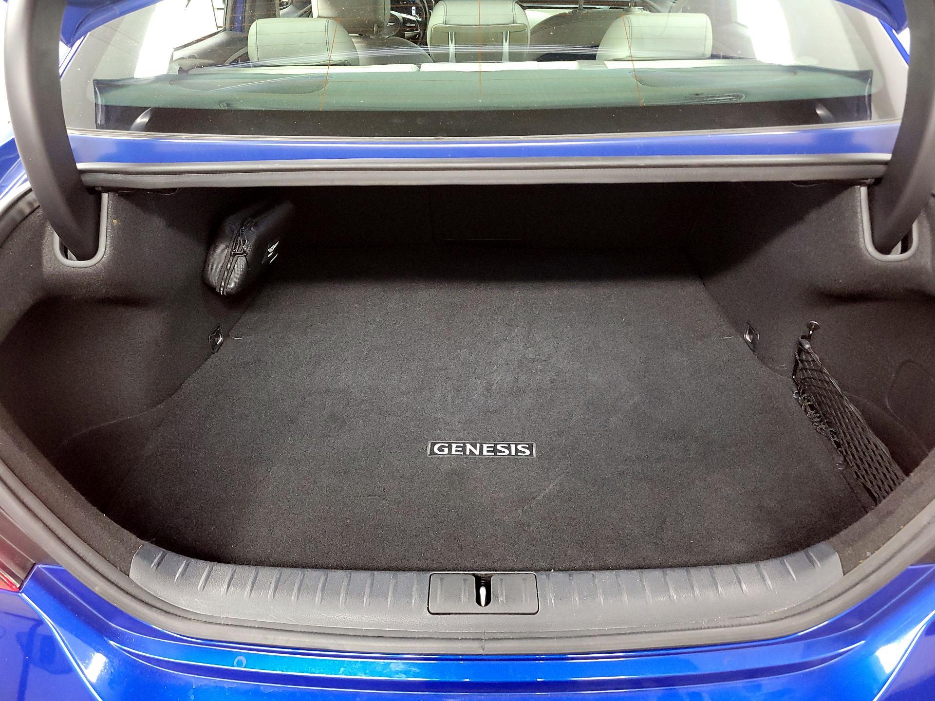 Thumbnail: 2023 Genesis G70 - 17