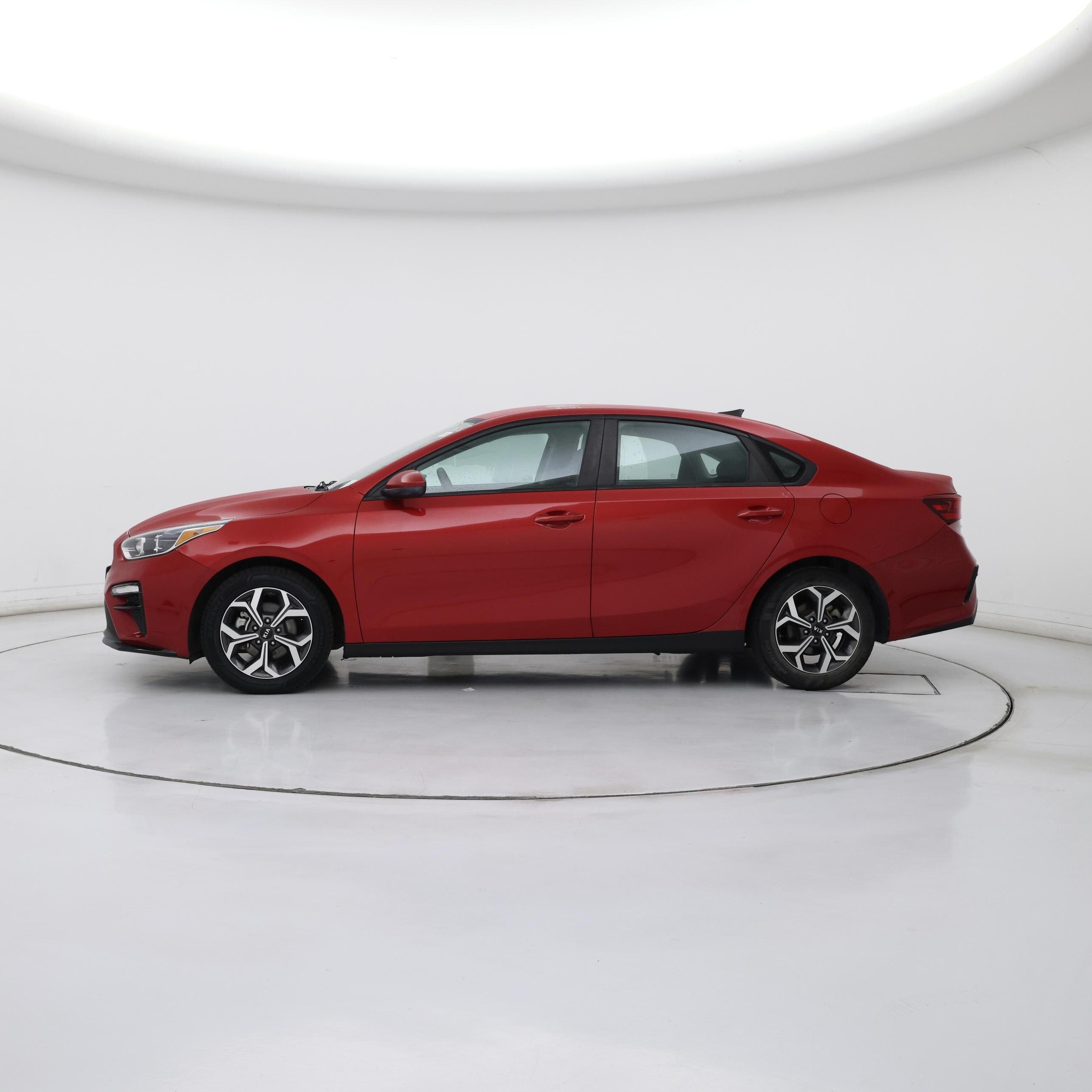 Thumbnail: 2021 Kia Forte - 3