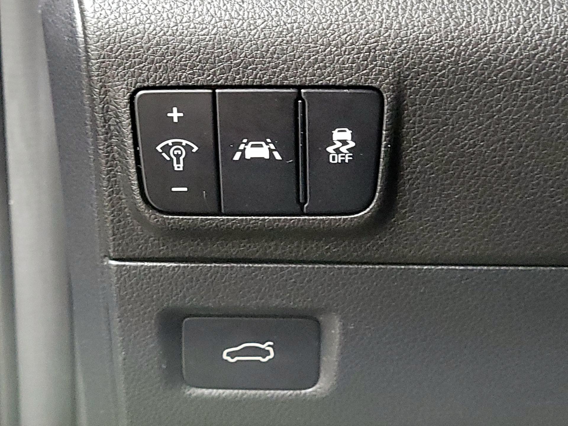 Thumbnail: 2021 Kia K5 - 13