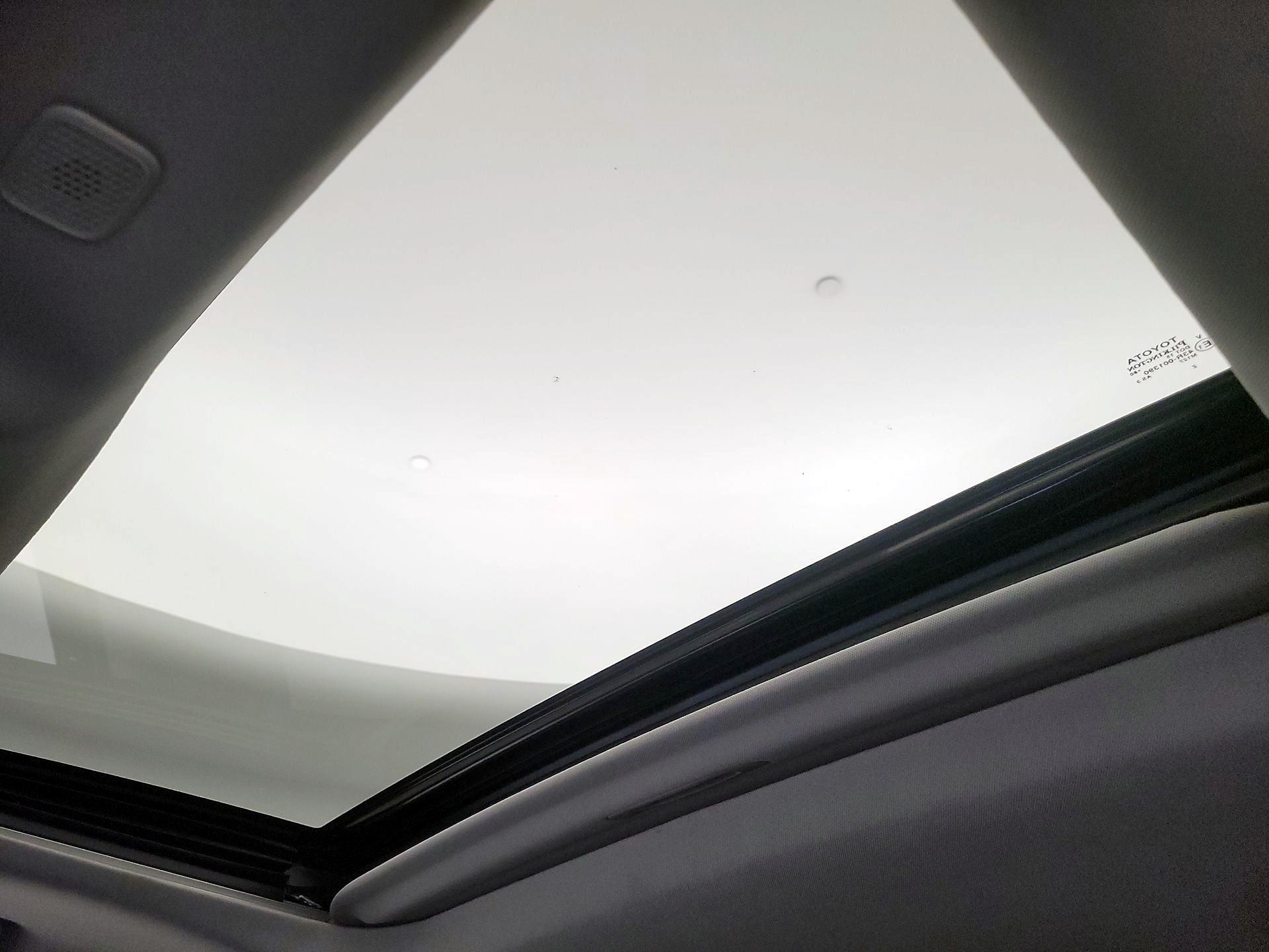 Thumbnail: 2023 Toyota Highlander - 19