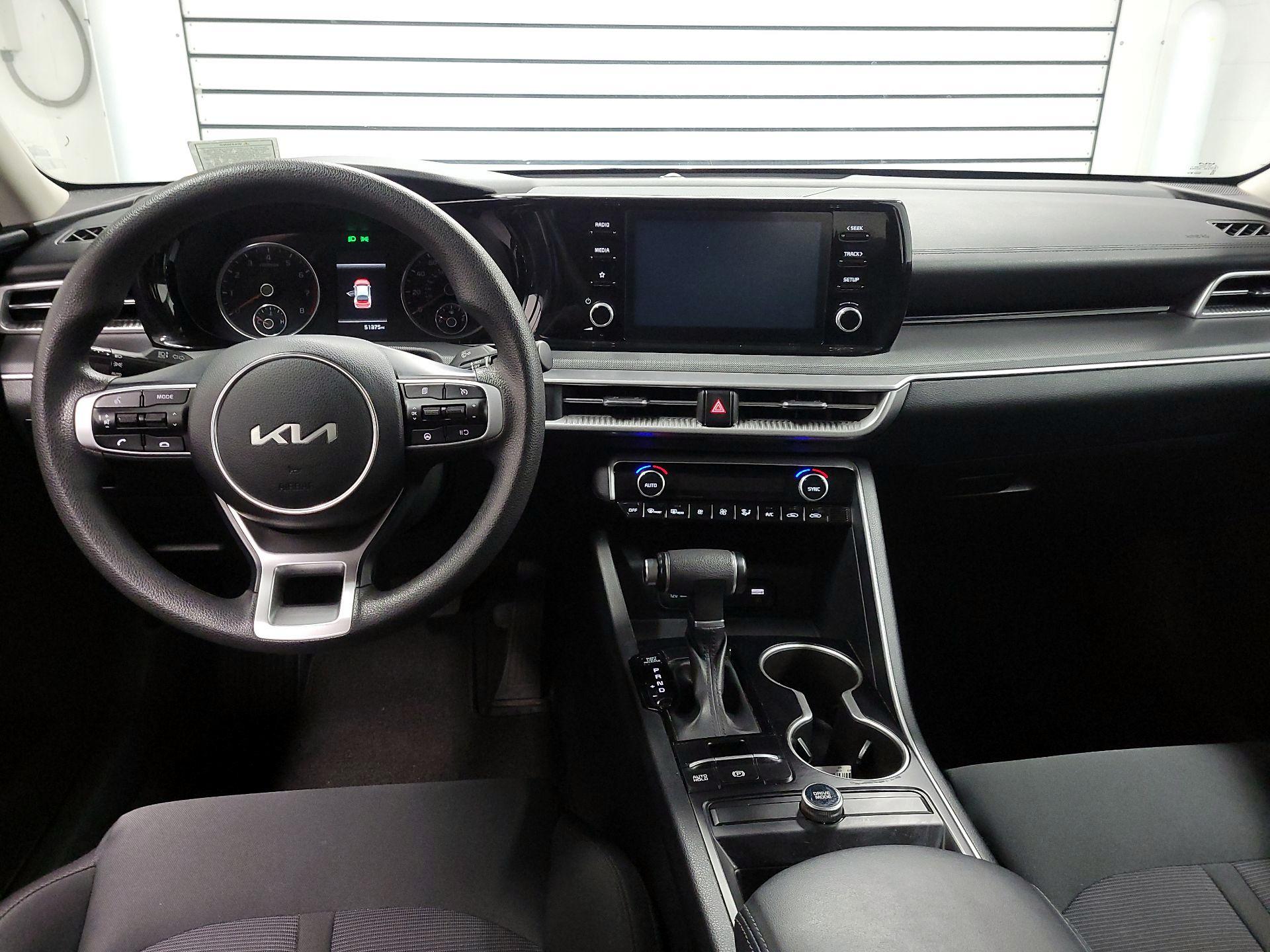 Thumbnail: 2023 Kia K5 - 9