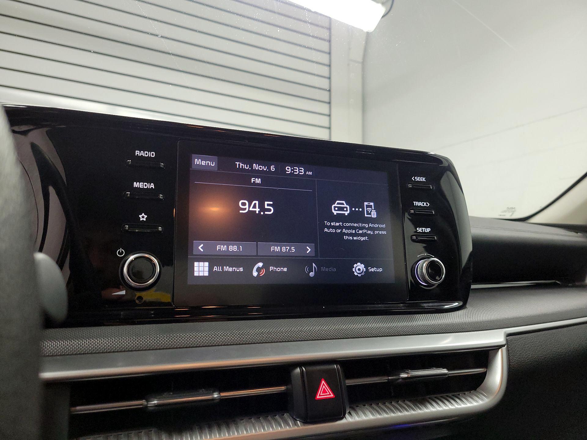 Thumbnail: 2023 Kia K5 - 15