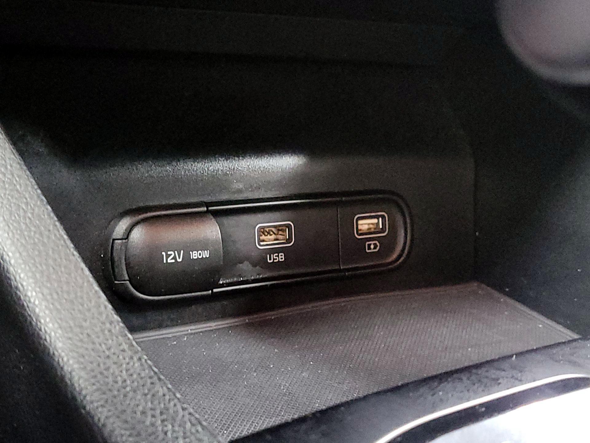 Thumbnail: 2023 Kia K5 - 18