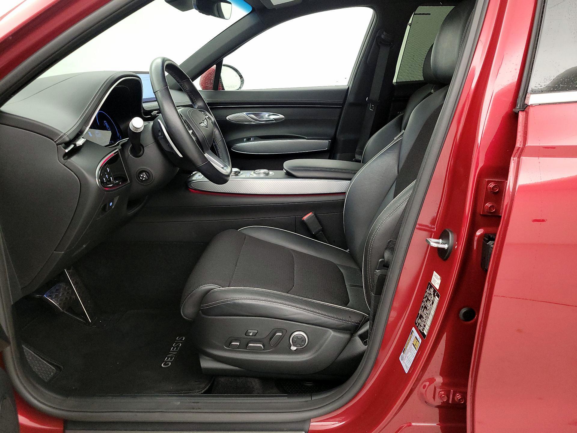 Thumbnail: 2023 Genesis GV70 - 11