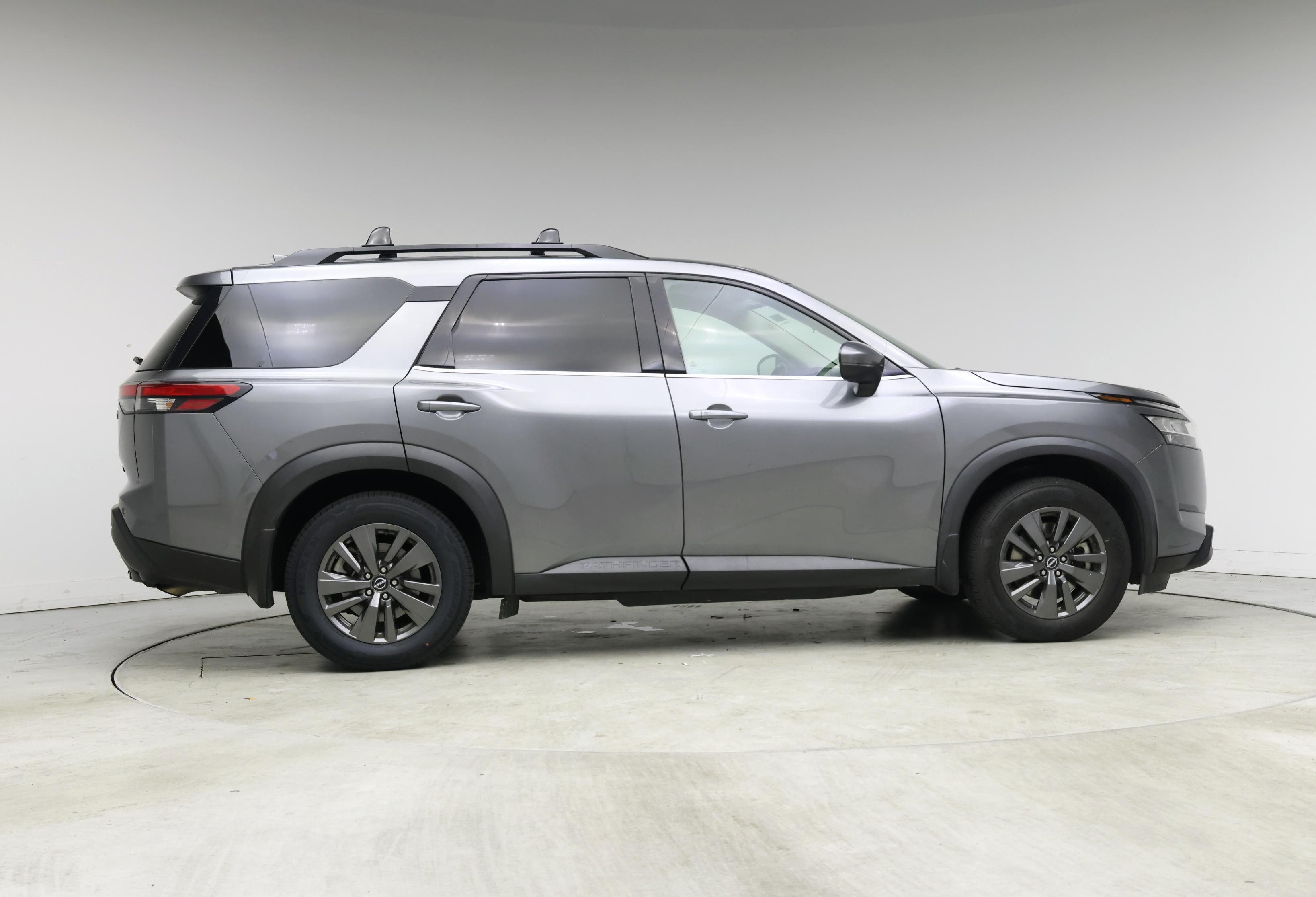 Thumbnail: 2022 Nissan Pathfinder - 7