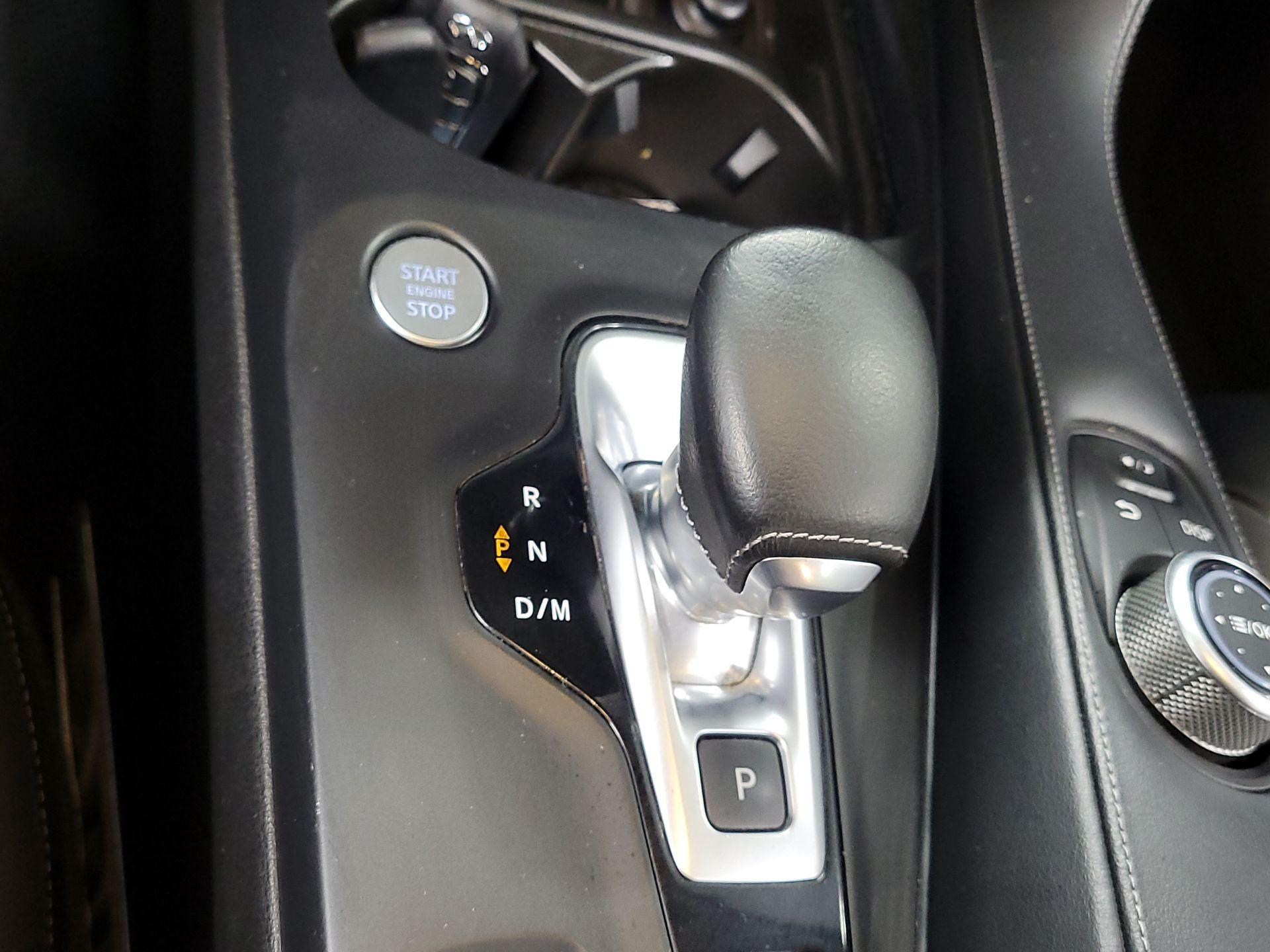 Thumbnail: 2022 INFINITI QX50 - 16