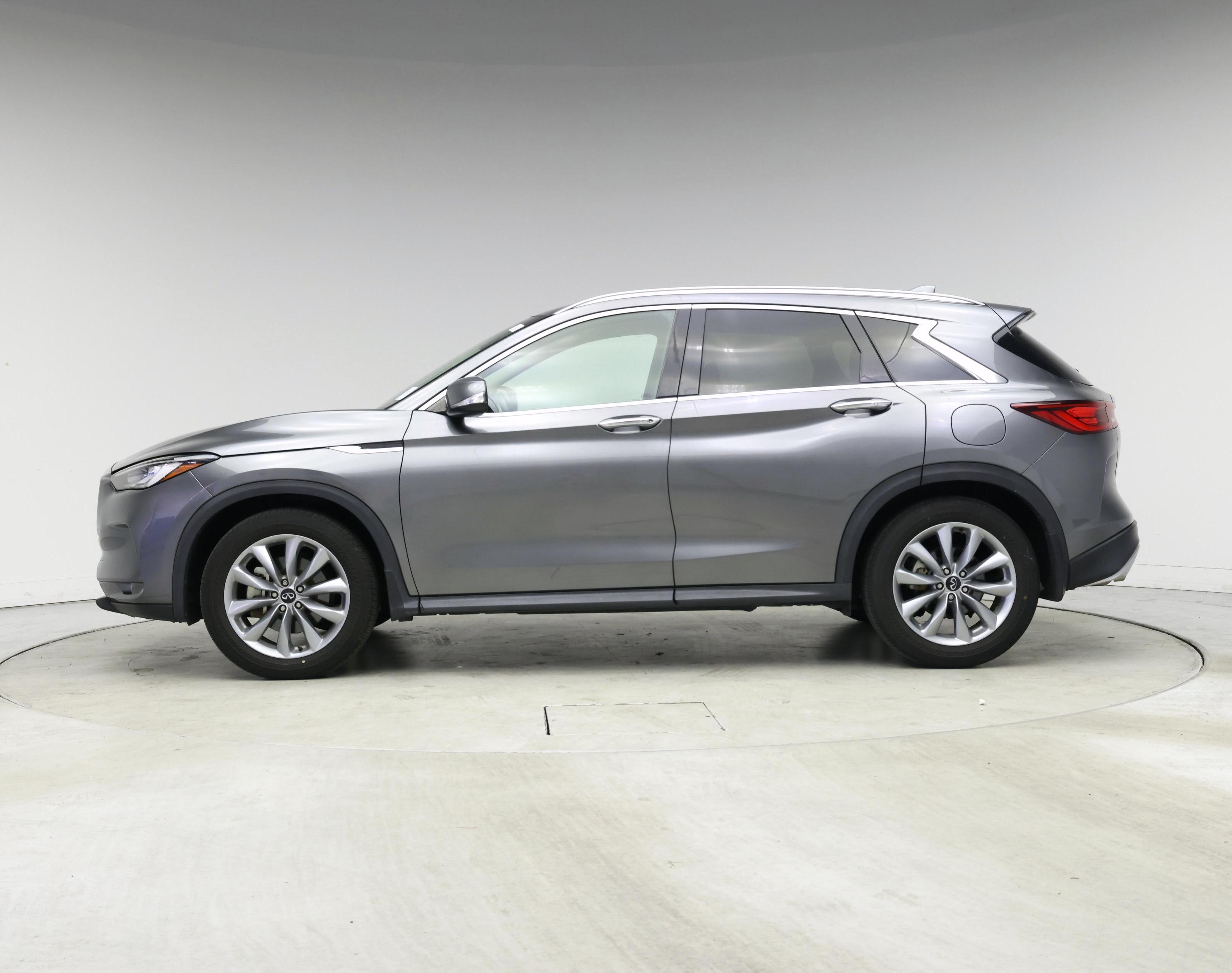 Thumbnail: 2022 INFINITI QX50 - 3