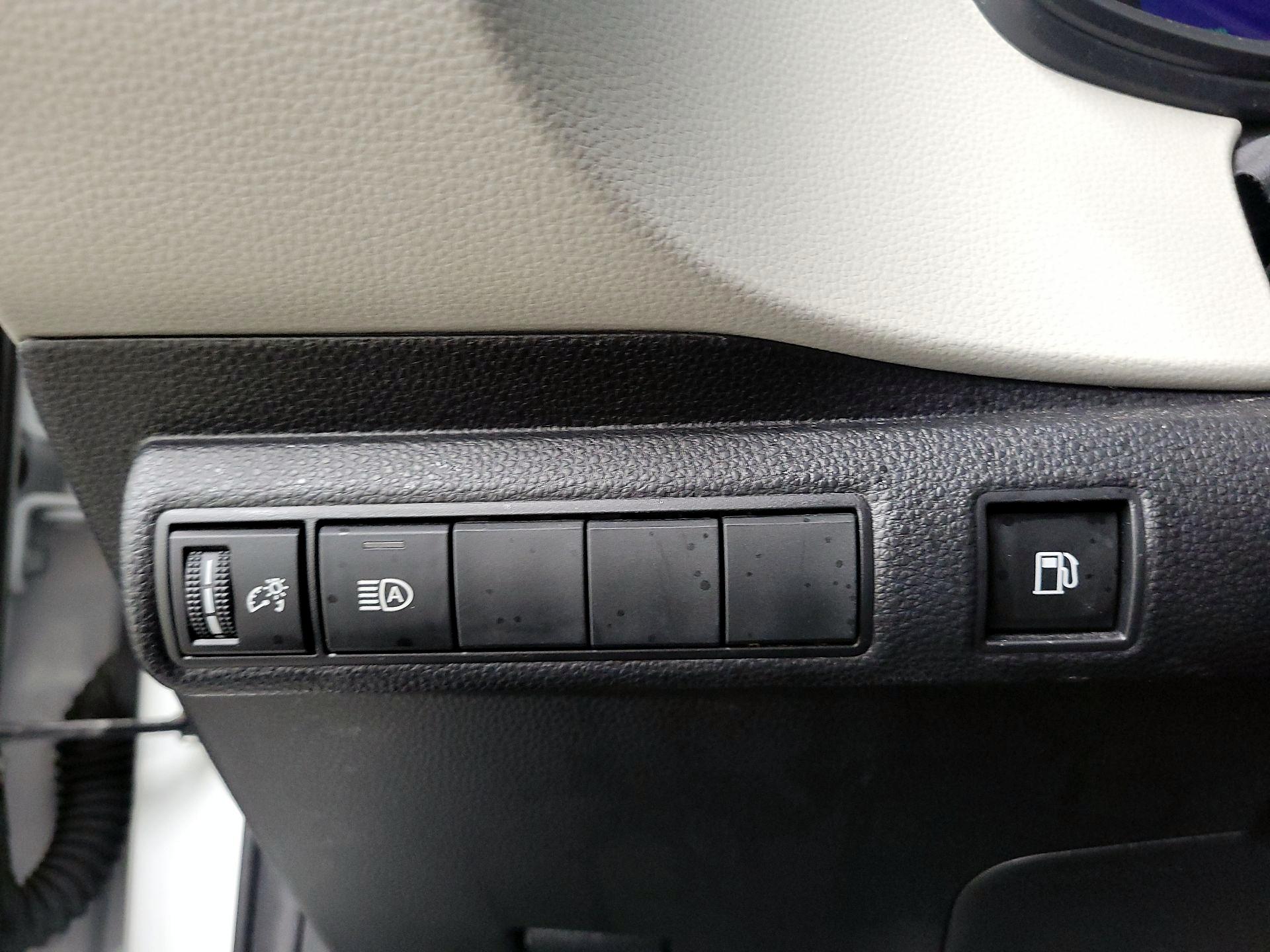 Thumbnail: 2022 Toyota Corolla - 13