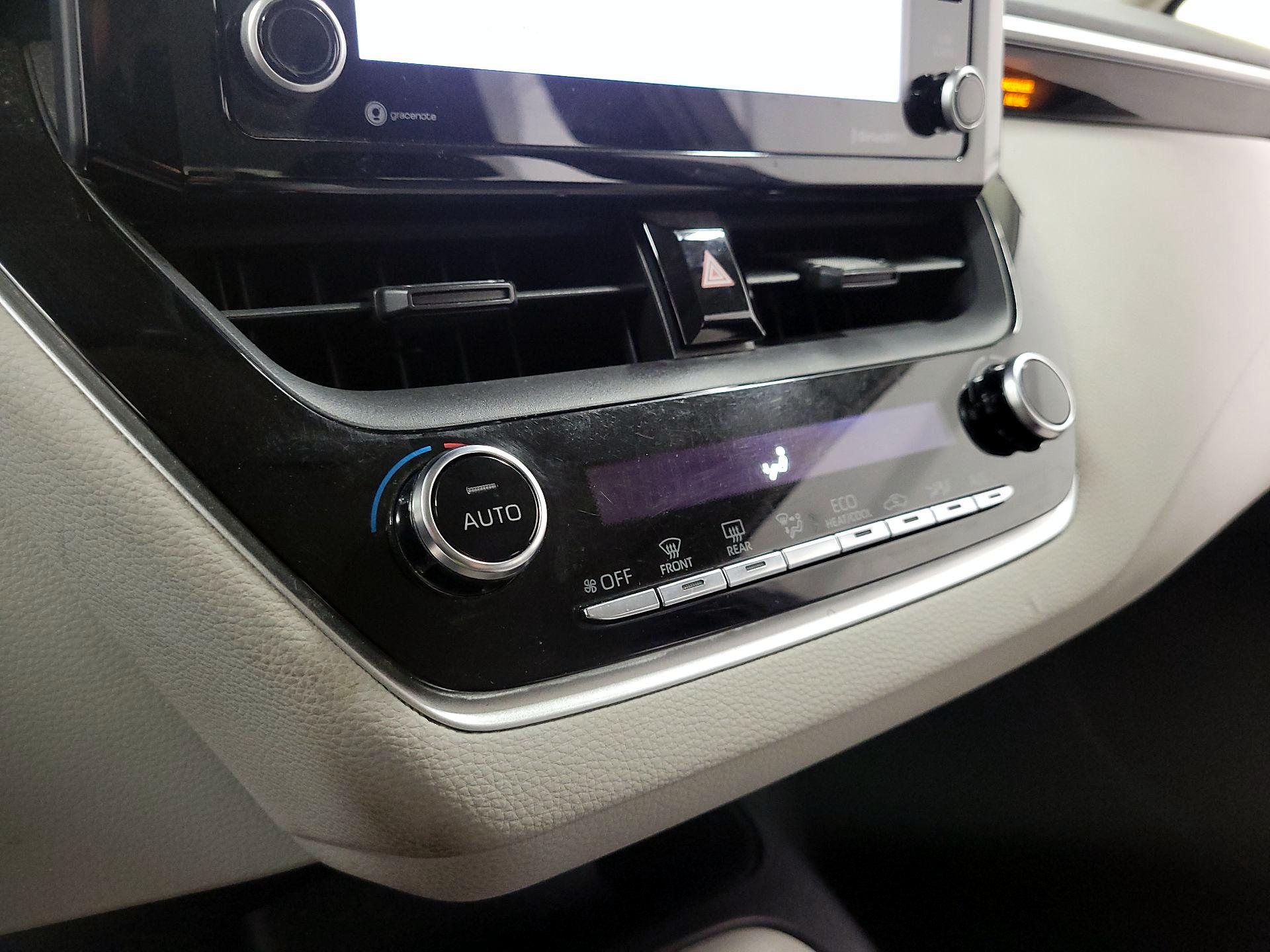 Thumbnail: 2022 Toyota Corolla - 16