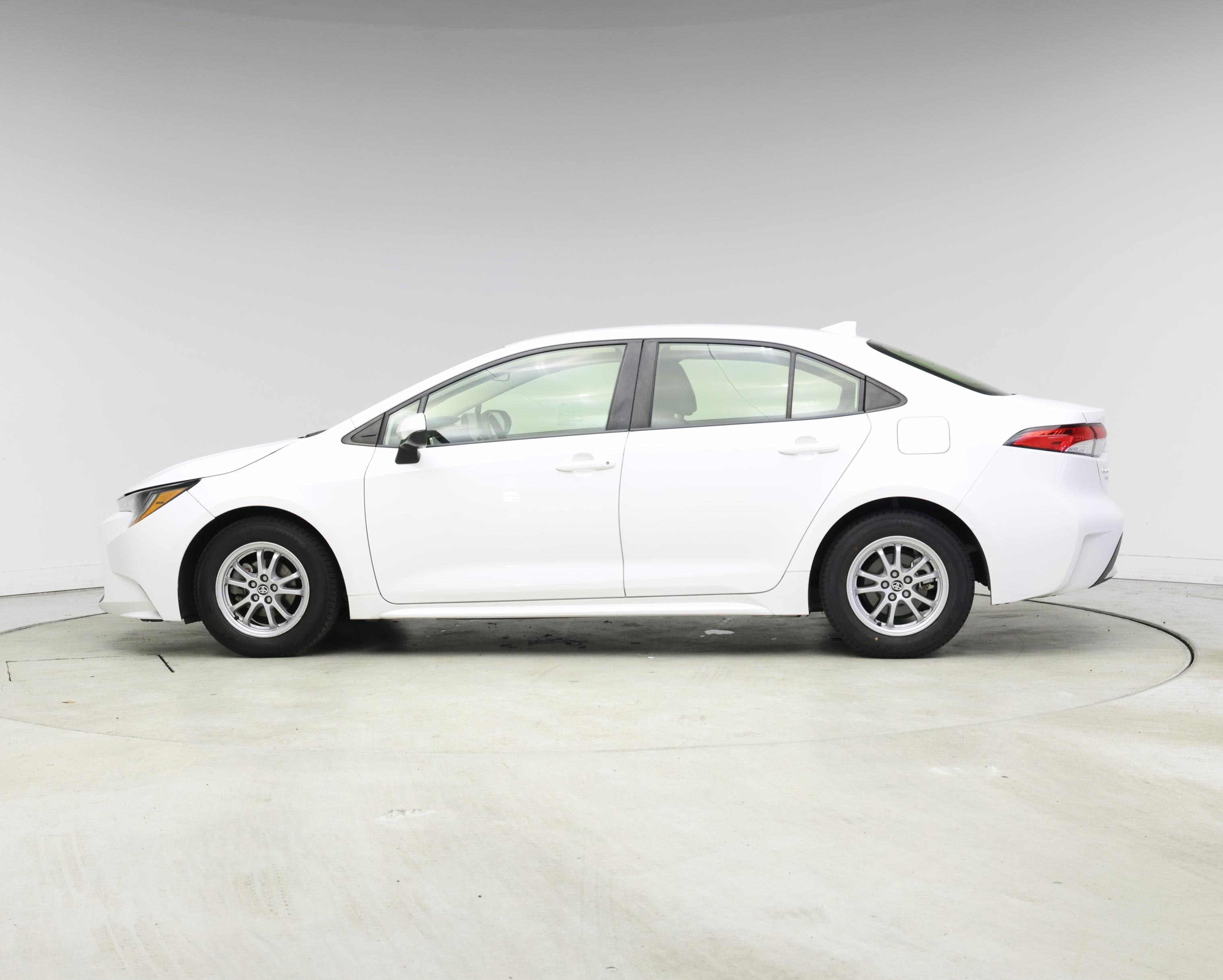 Thumbnail: 2022 Toyota Corolla - 3