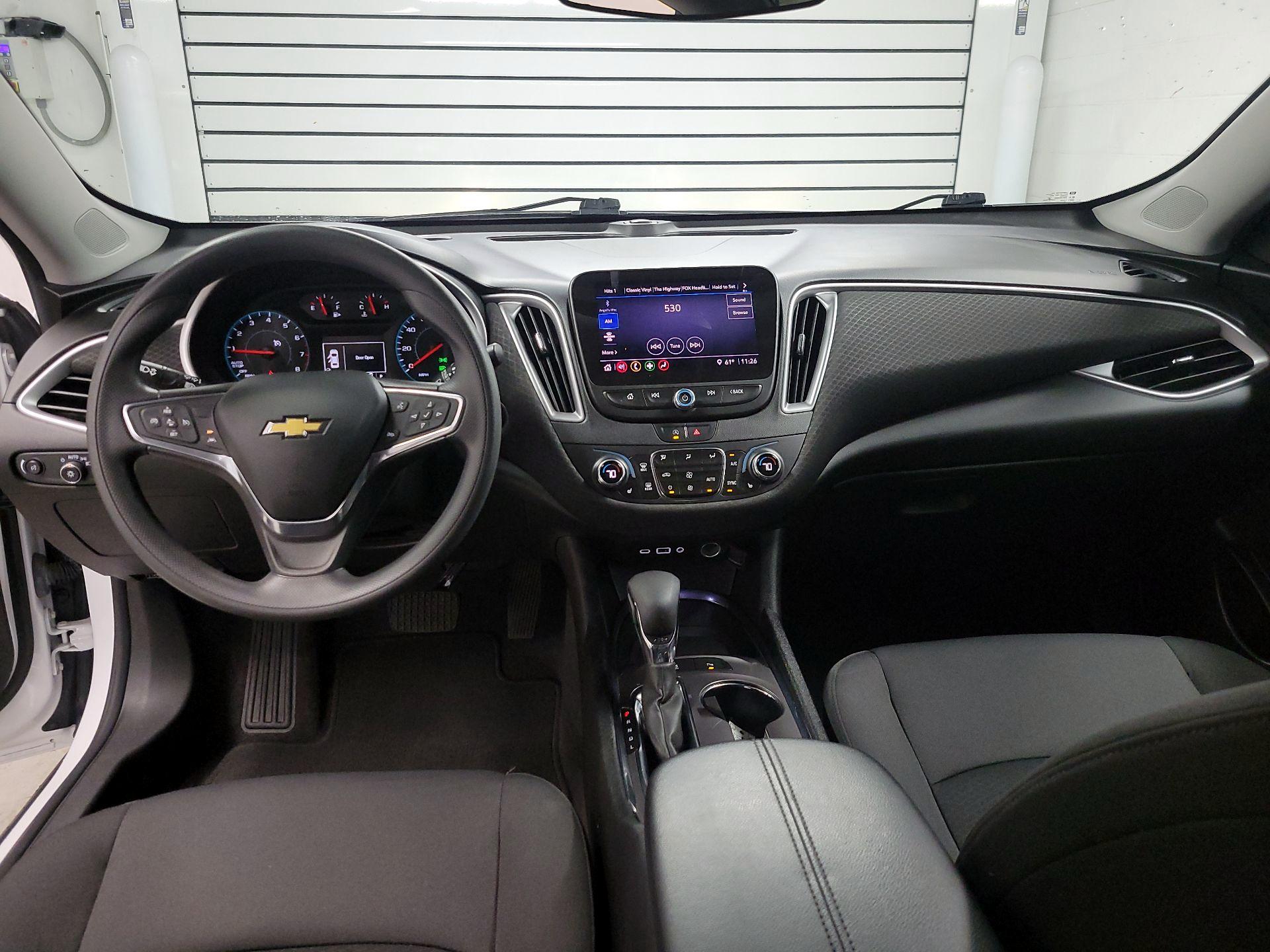 Thumbnail: 2022 Chevrolet Malibu - 9