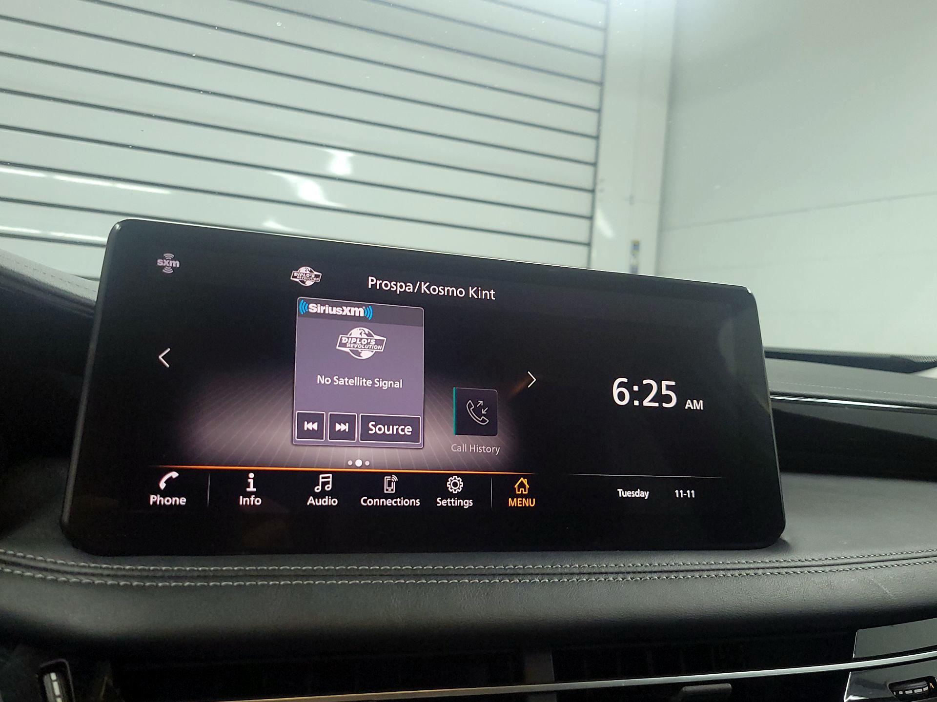 Thumbnail: 2023 INFINITI QX60 - 15