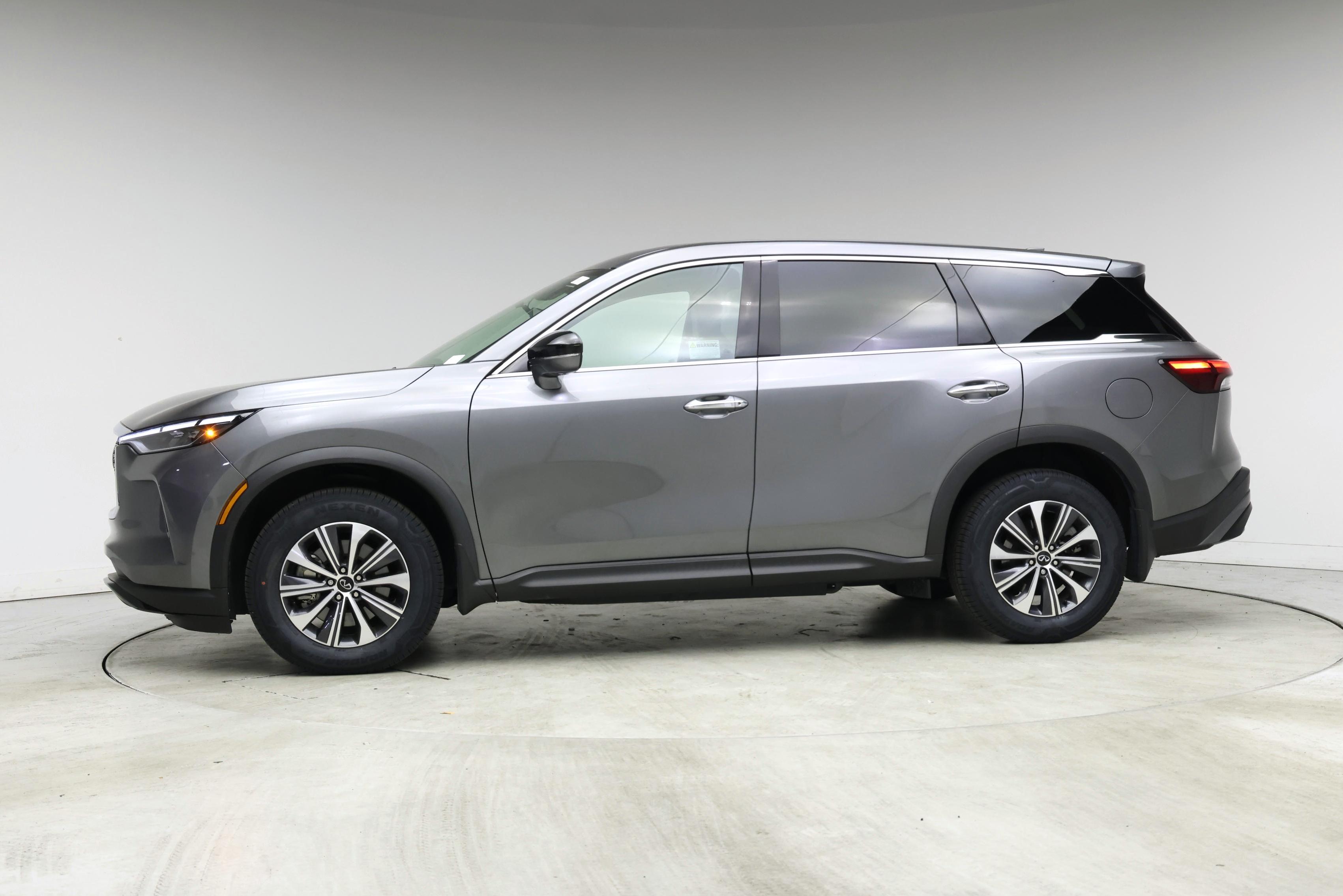 Thumbnail: 2023 INFINITI QX60 - 3