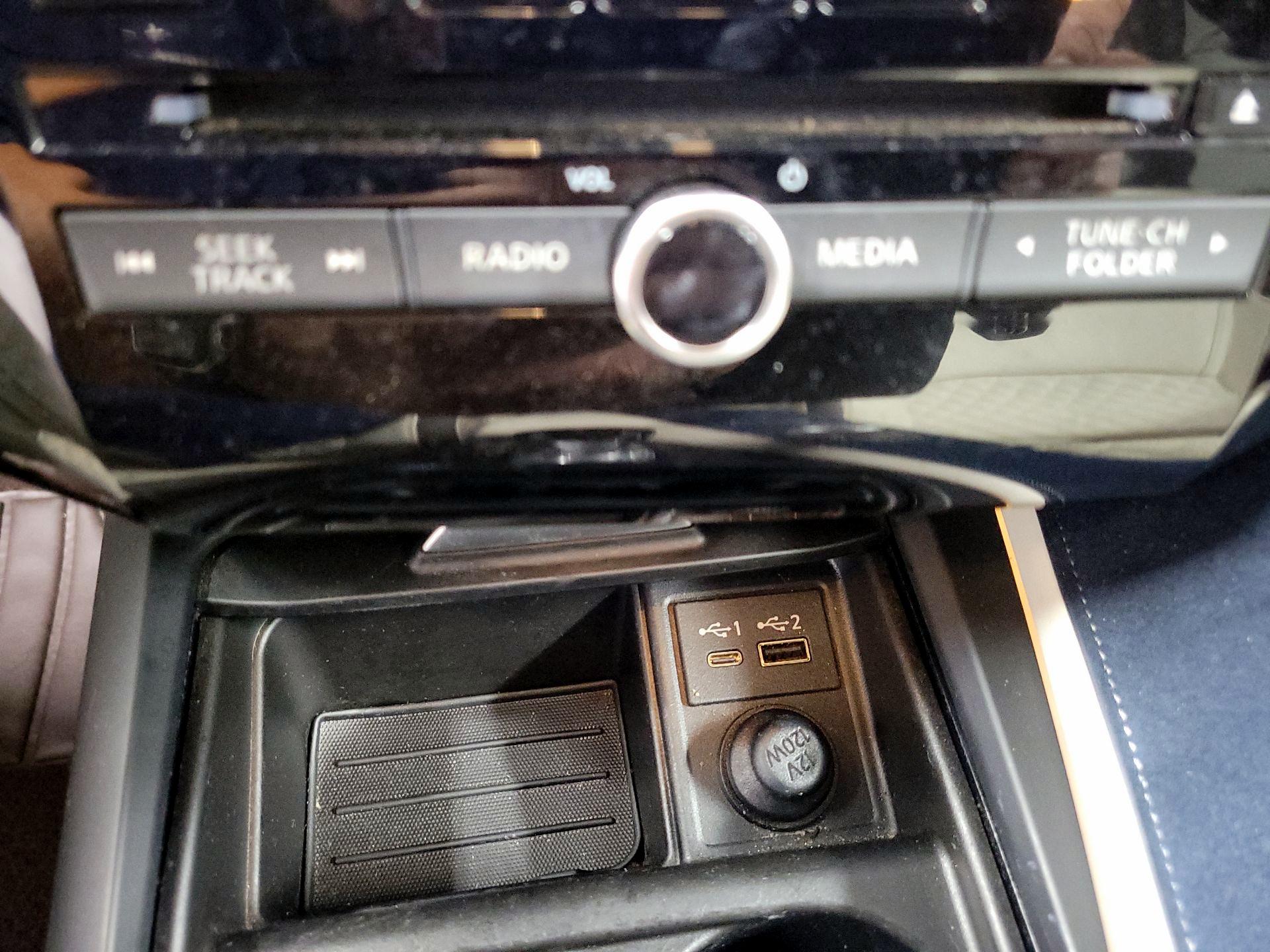 Thumbnail: 2022 INFINITI QX50 - 19