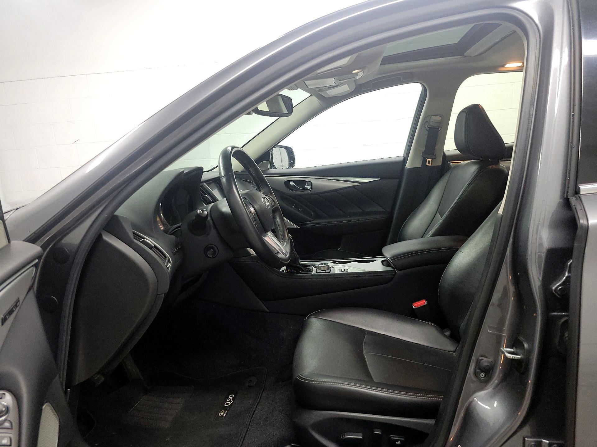 Thumbnail: 2023 INFINITI Q50 - 11