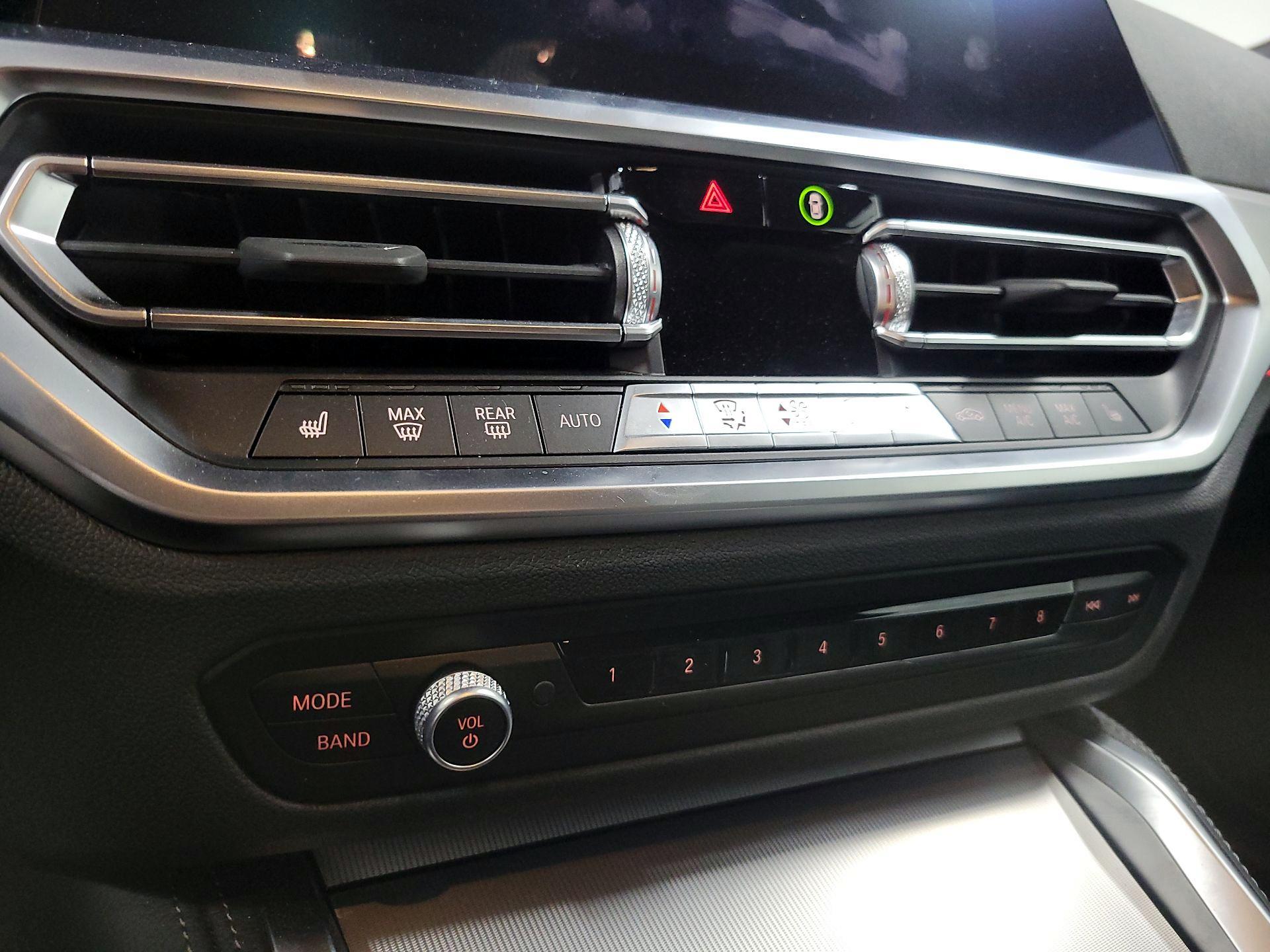 Thumbnail: 2023 BMW 4 Series - 16