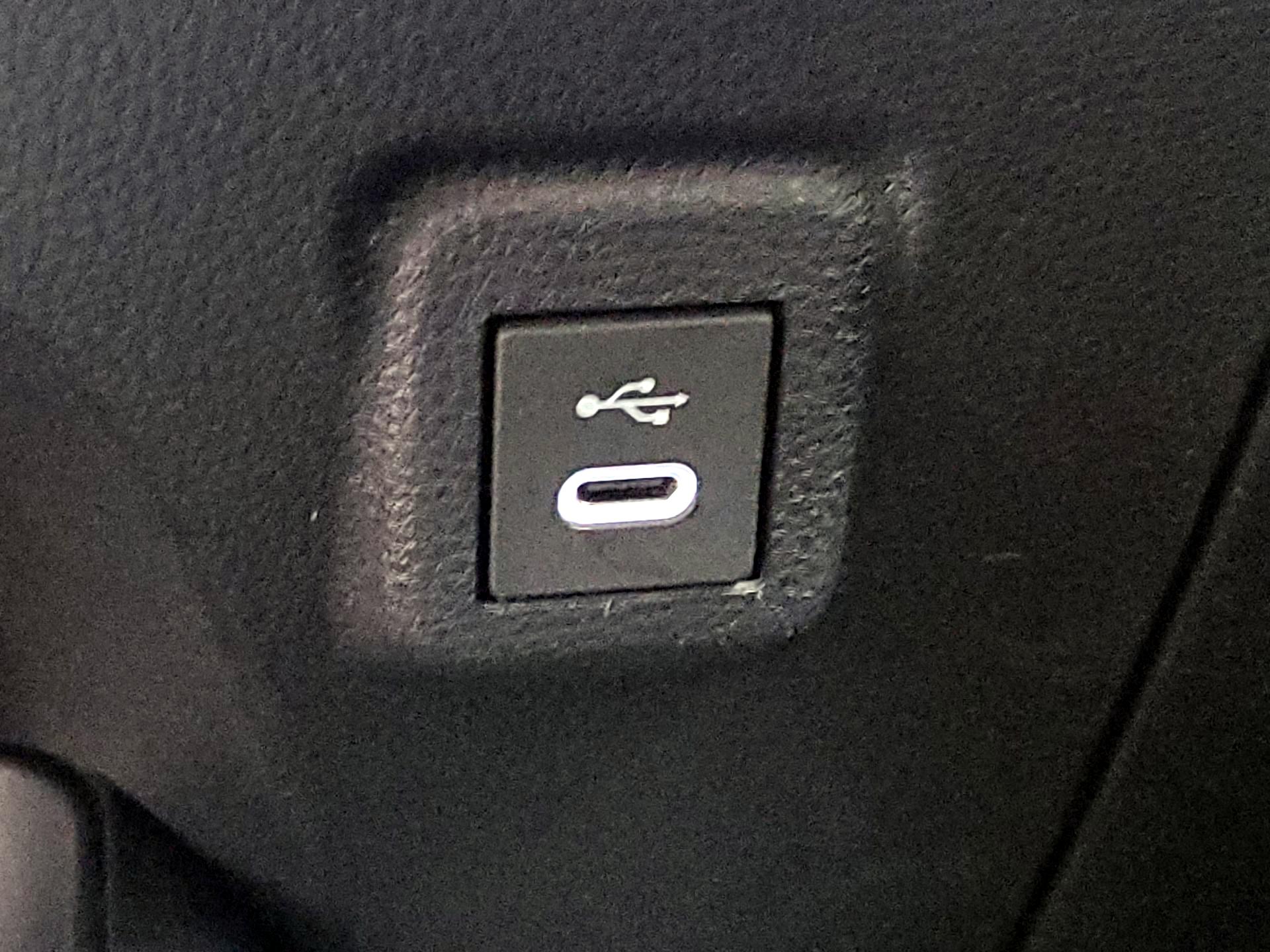 Thumbnail: 2024 Toyota Corolla - 18