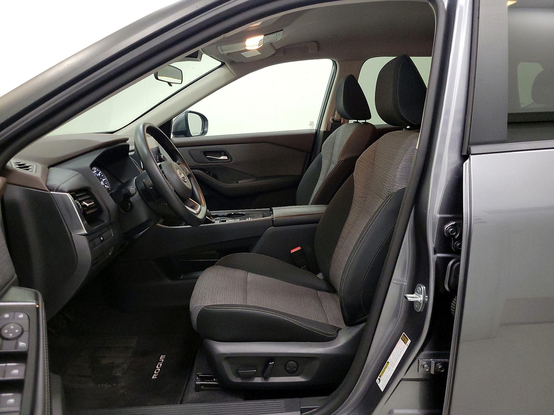 Thumbnail: 2022 Nissan Rogue - 11