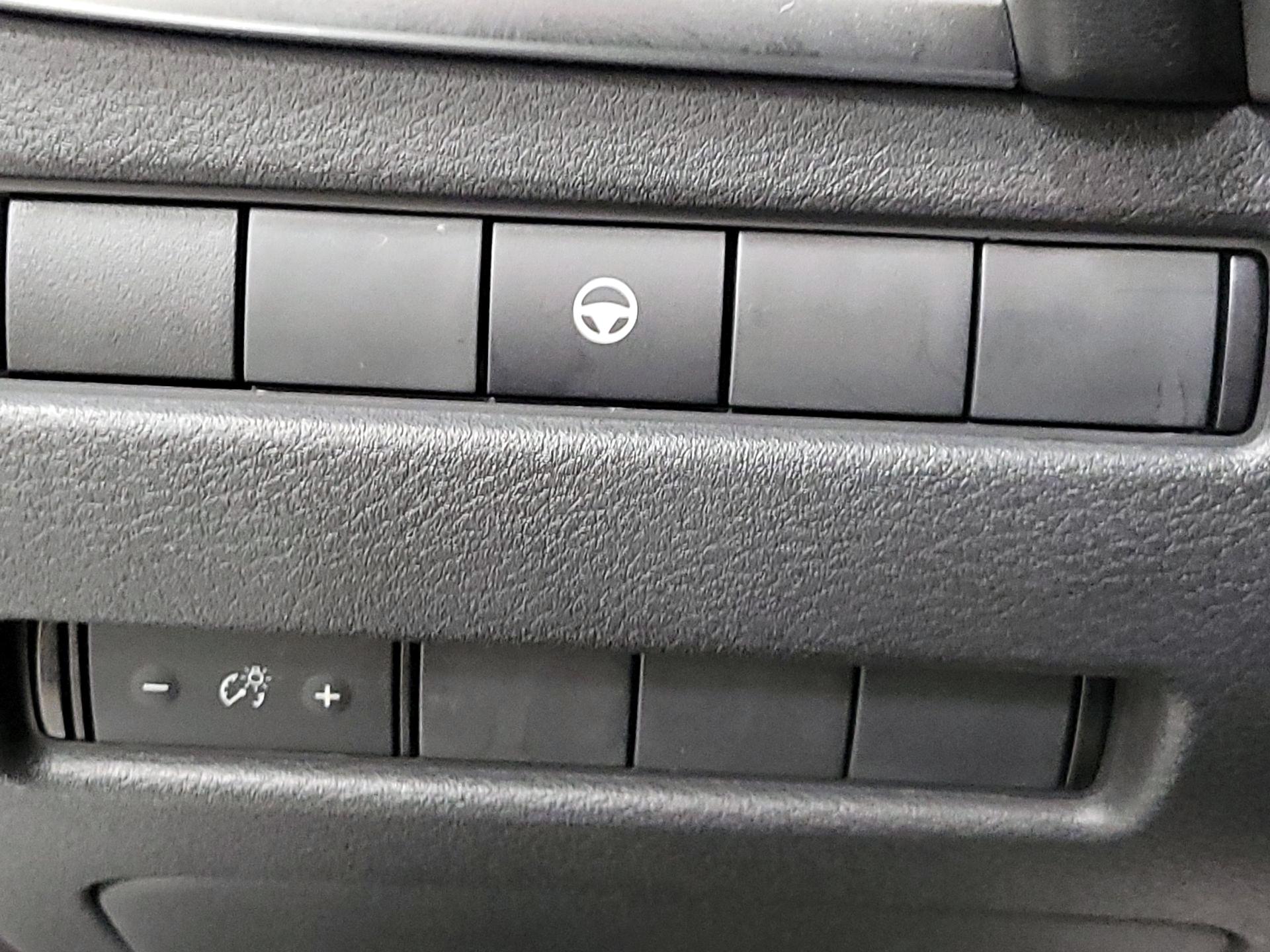 Thumbnail: 2022 Nissan Rogue - 13