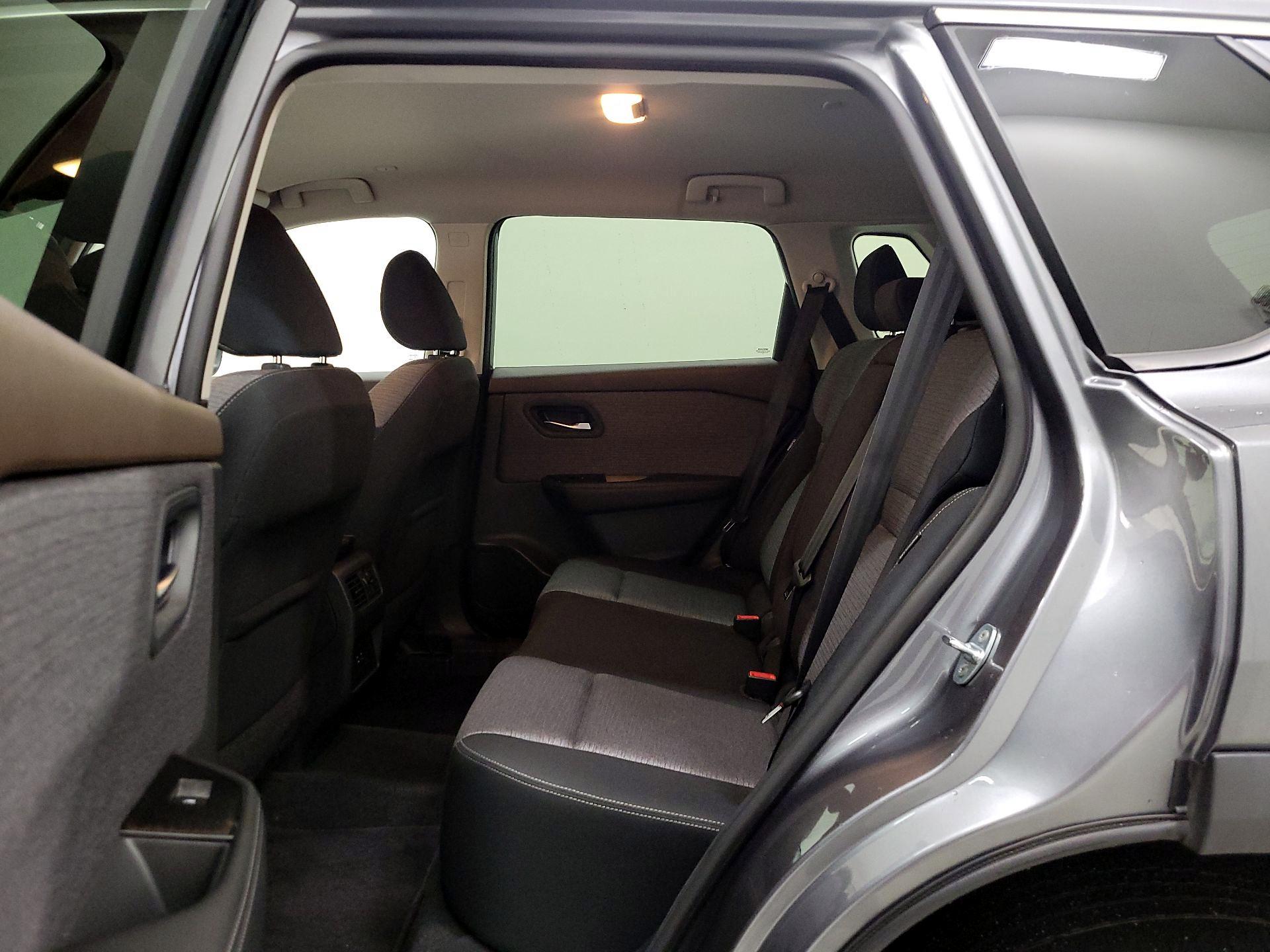 Thumbnail: 2022 Nissan Rogue - 19