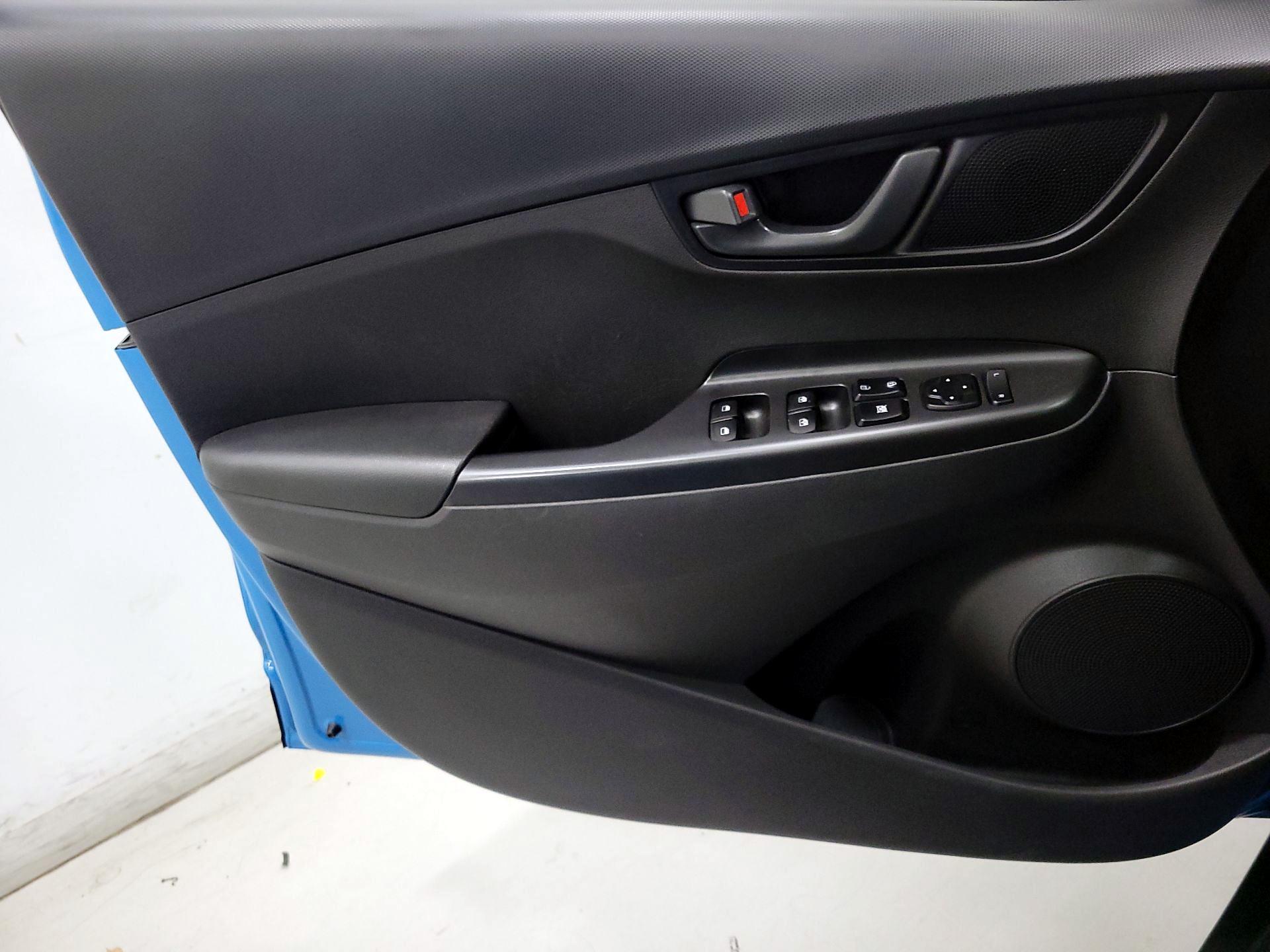 Thumbnail: 2023 Hyundai Kona - 12