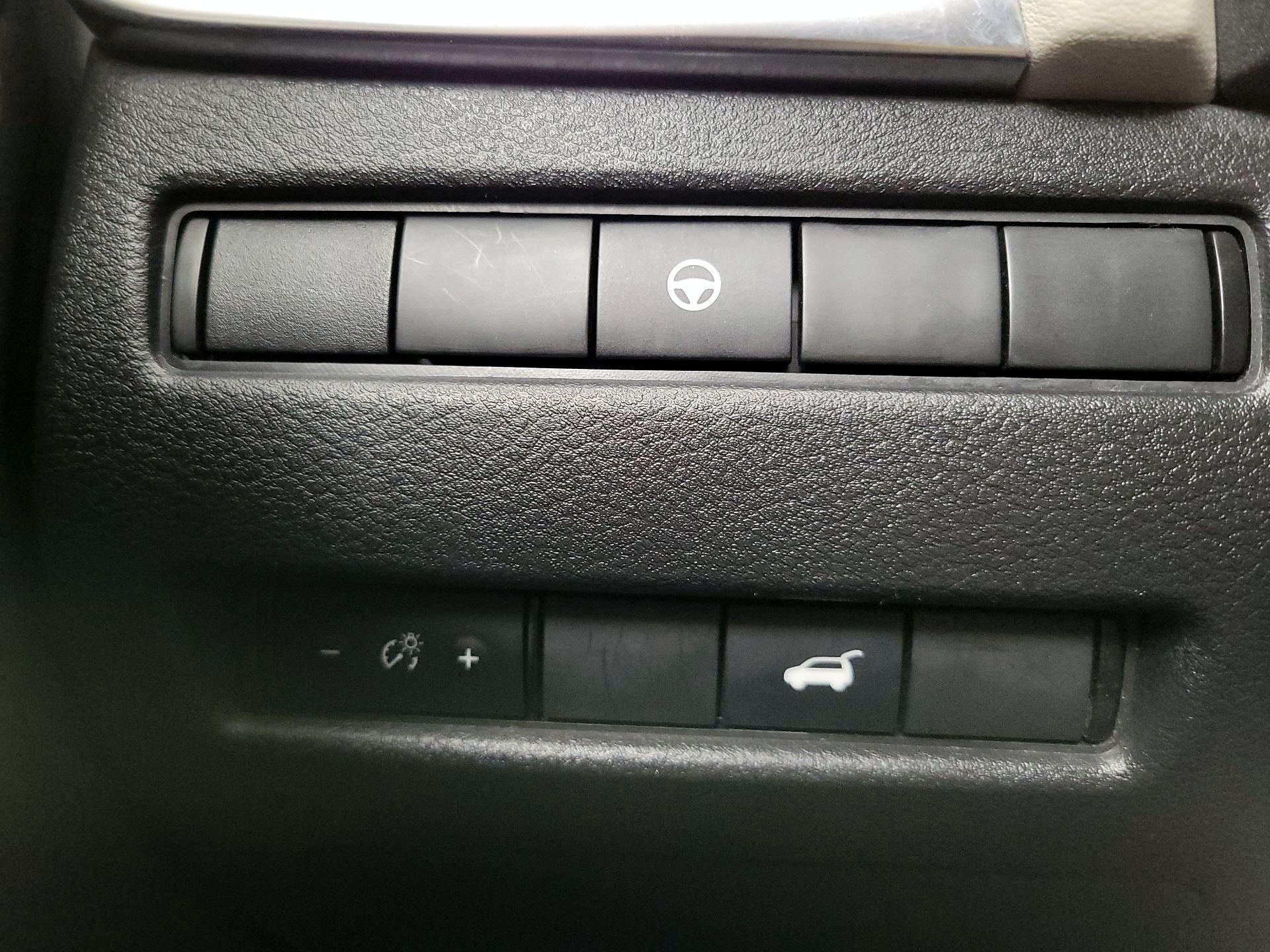 Thumbnail: 2022 Nissan Rogue - 13