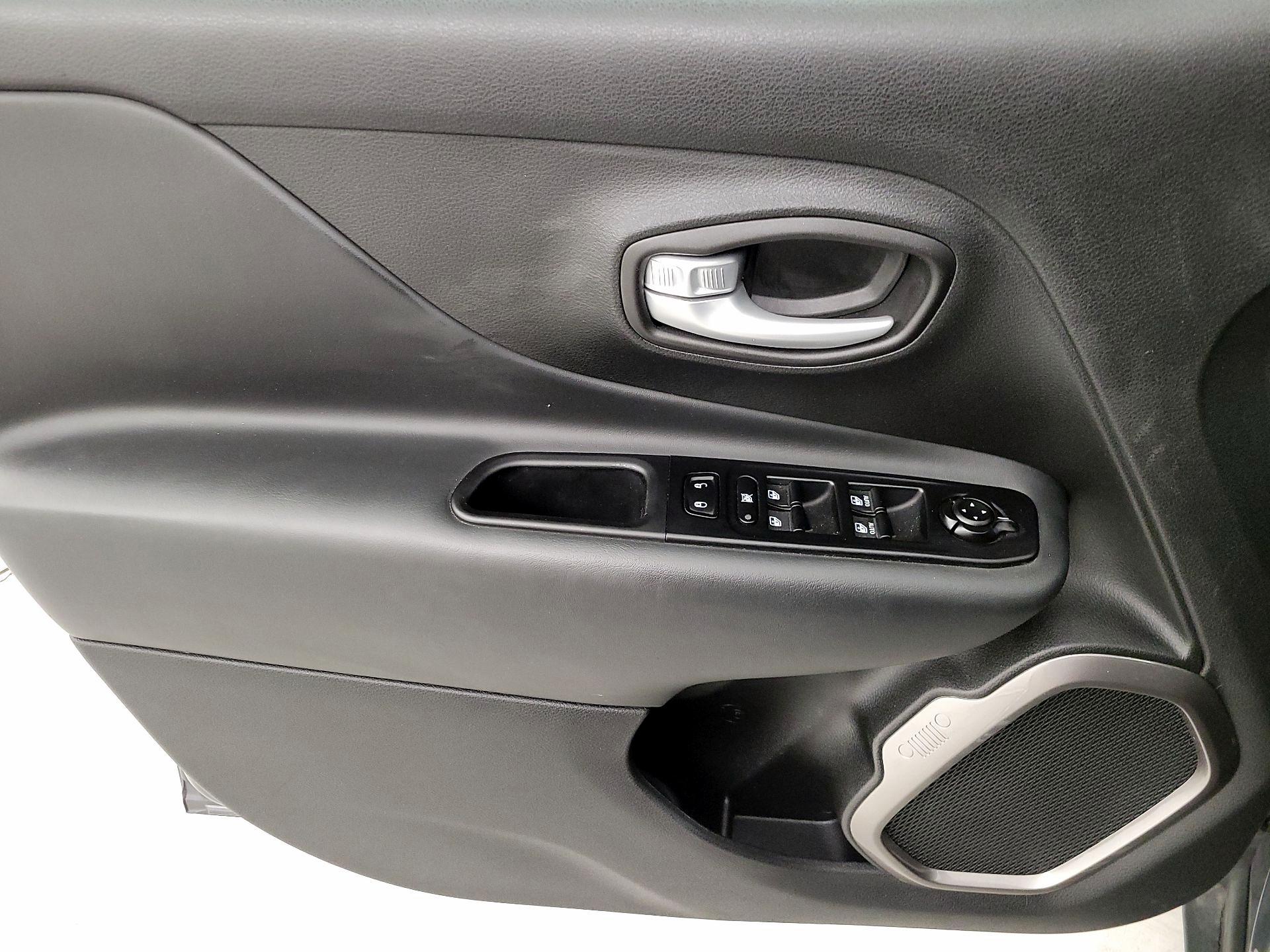 Thumbnail: 2023 Jeep Renegade - 12