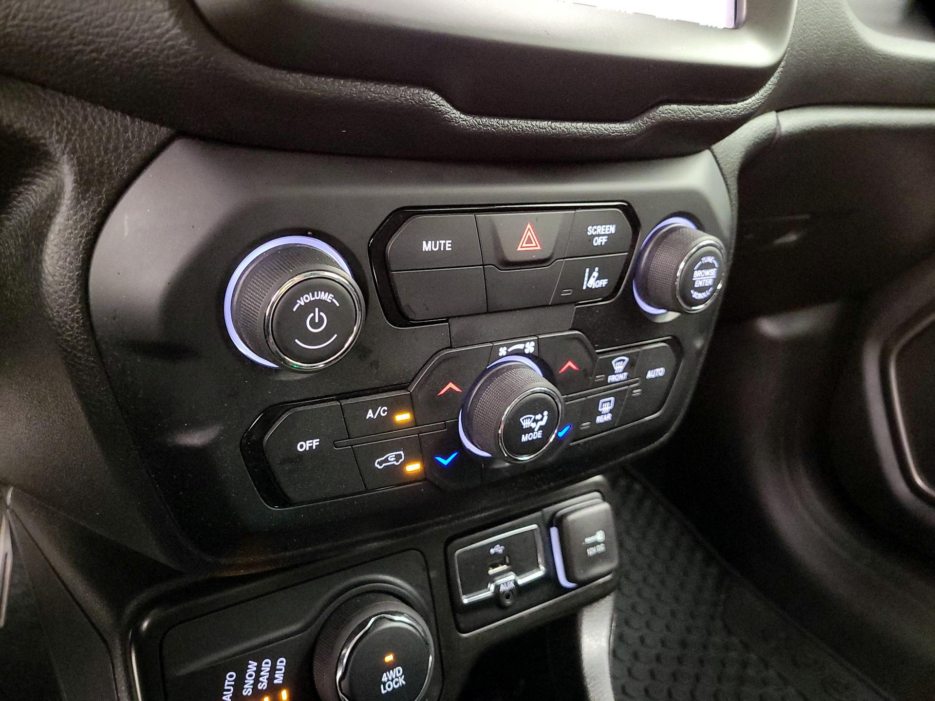 Thumbnail: 2023 Jeep Renegade - 16