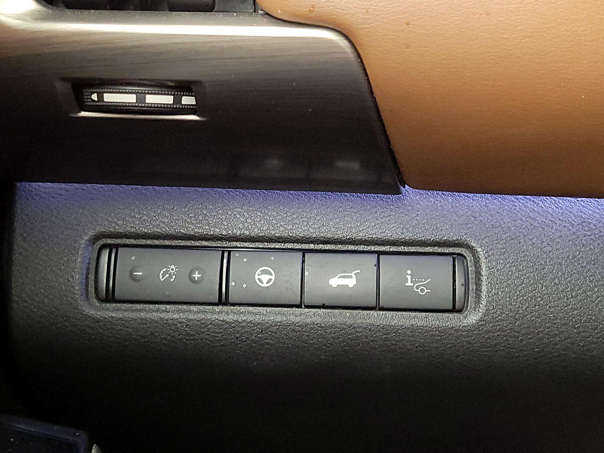 Thumbnail: 2023 Nissan Pathfinder - 13