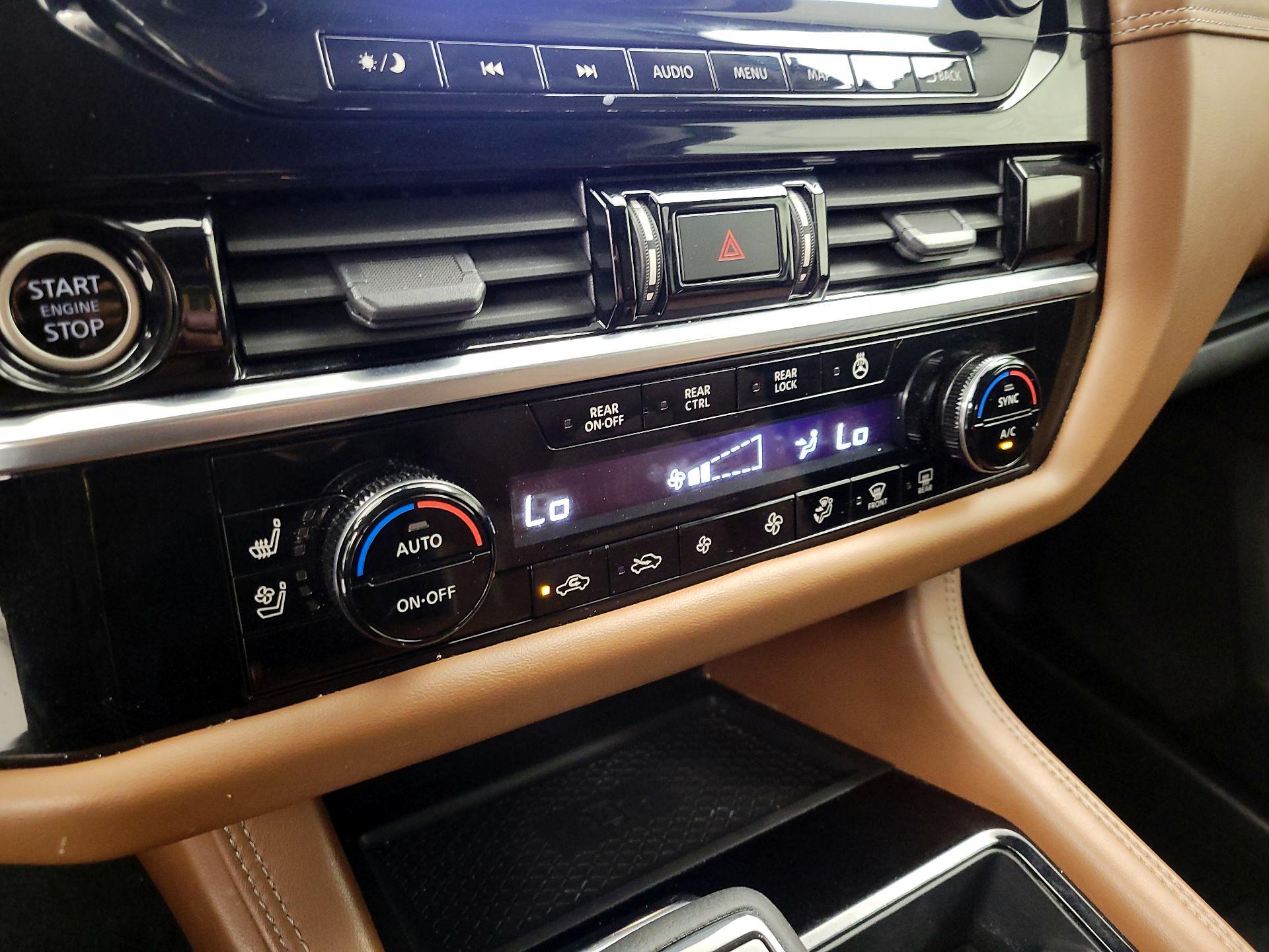 Thumbnail: 2023 Nissan Pathfinder - 17