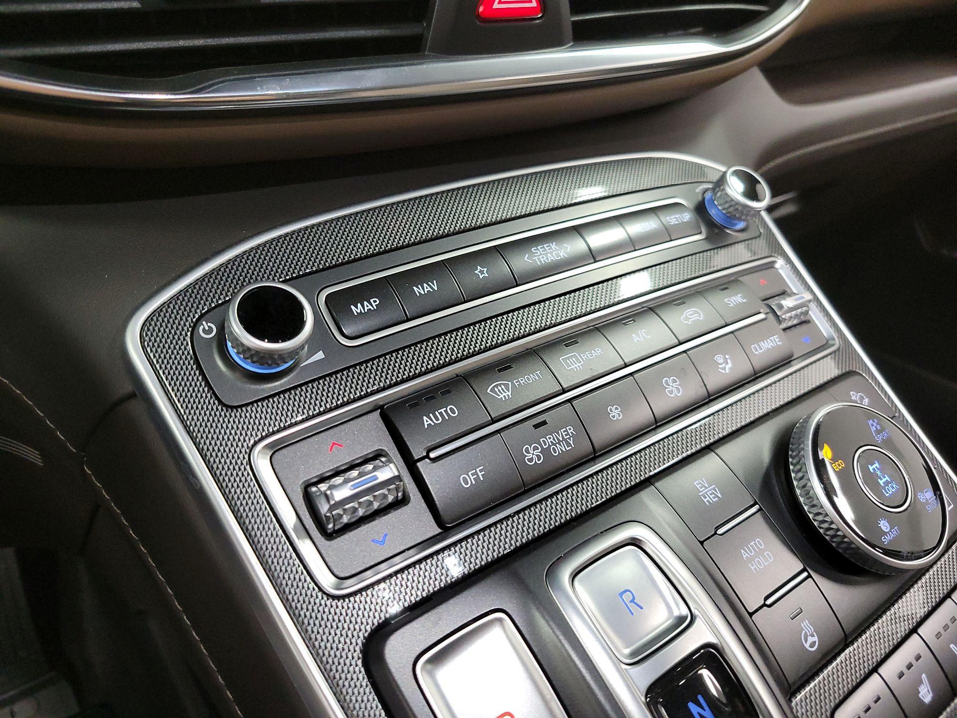 Thumbnail: 2023 Hyundai Santa Fe - 16