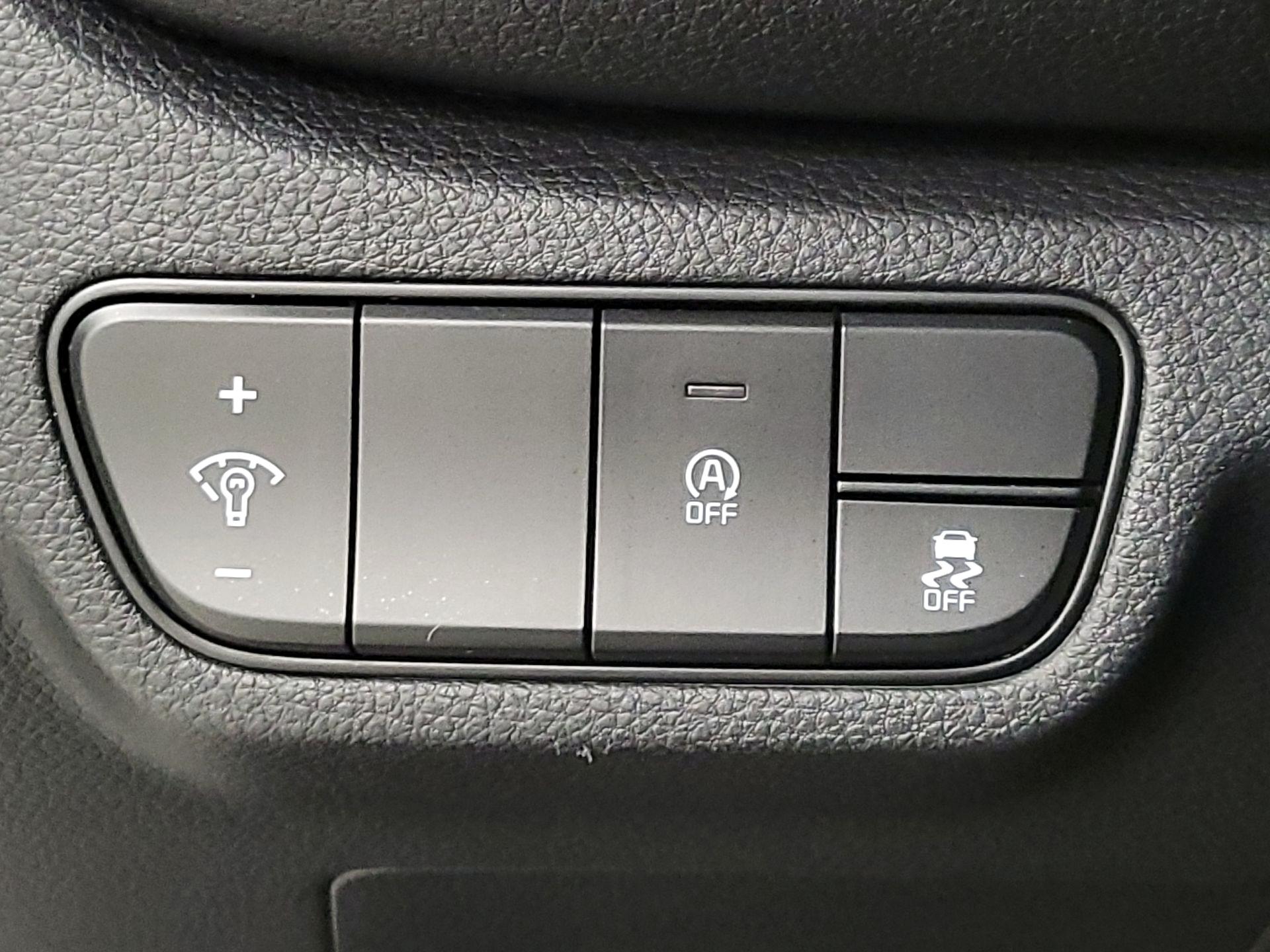 Thumbnail: 2024 Kia Seltos - 13