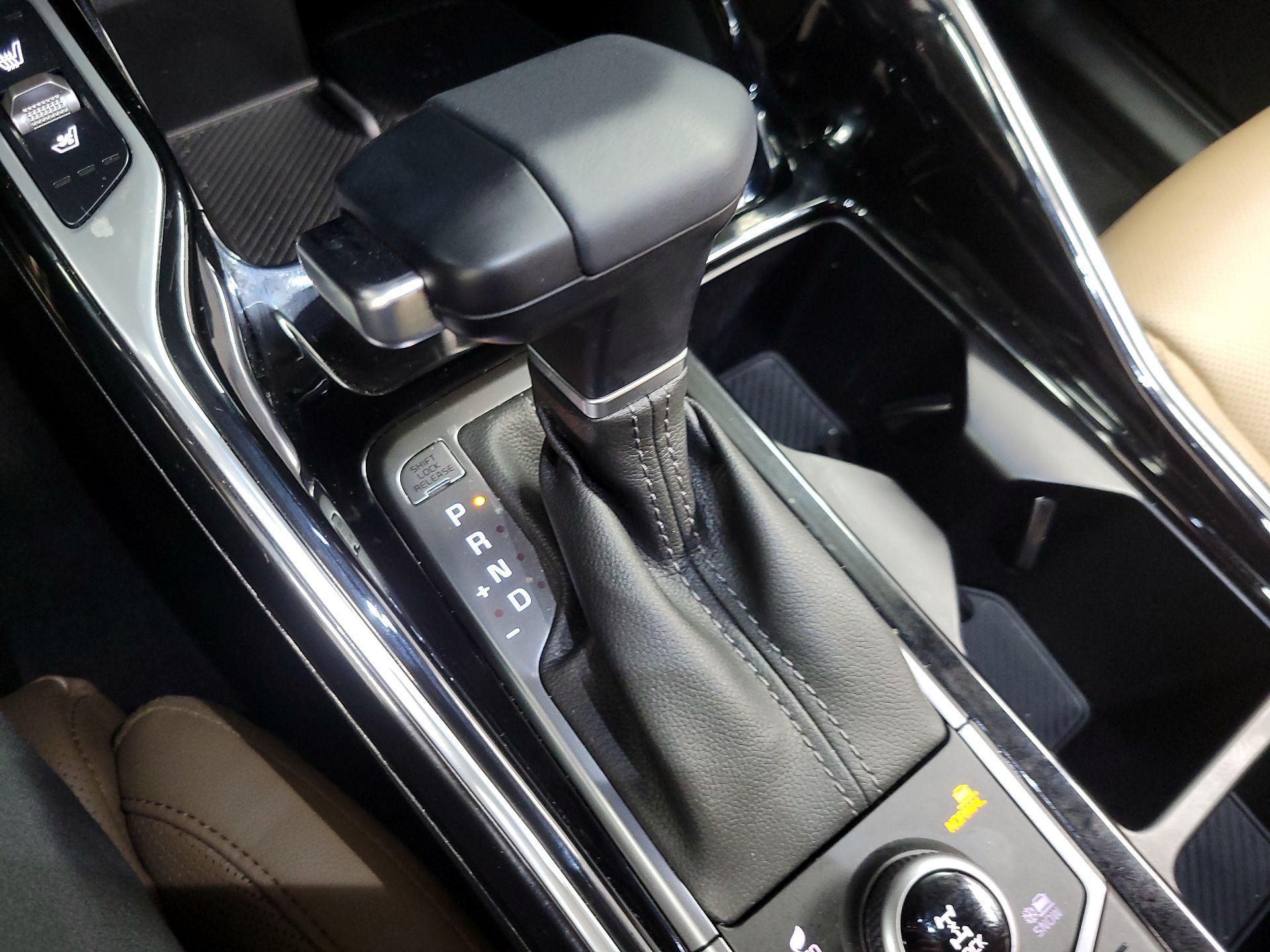 Thumbnail: 2024 Kia Sorento - 17