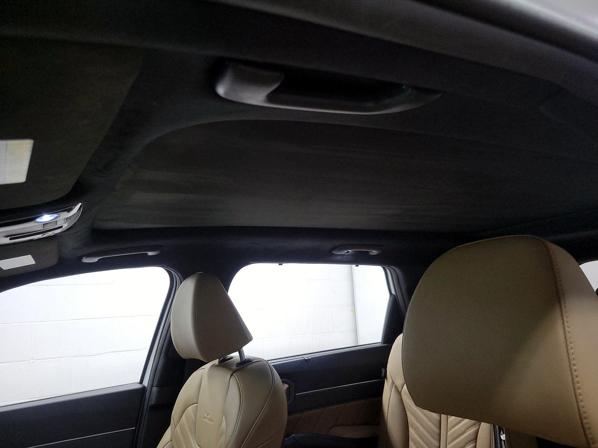 Thumbnail: 2024 Kia Sorento - 18