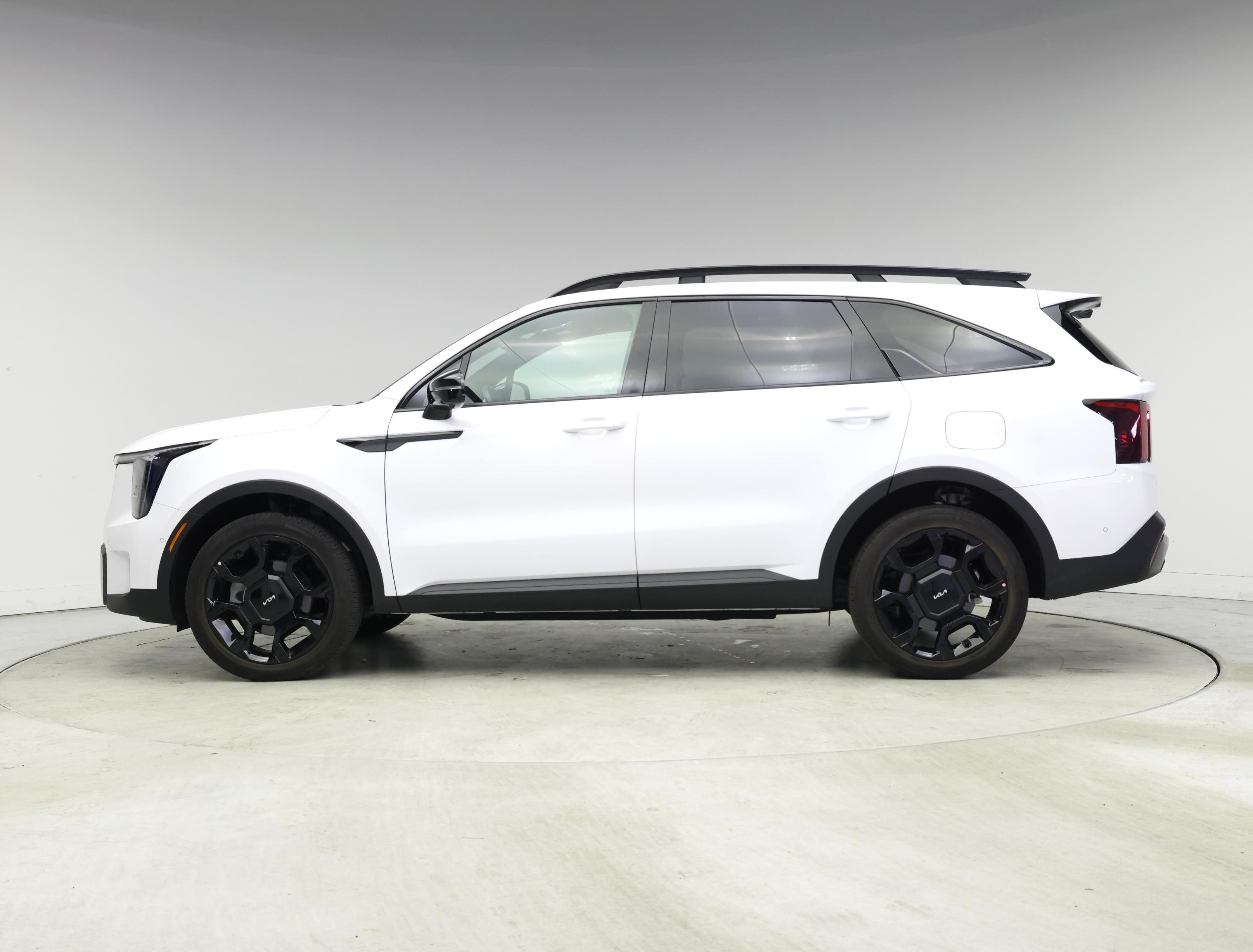 Thumbnail: 2024 Kia Sorento - 3