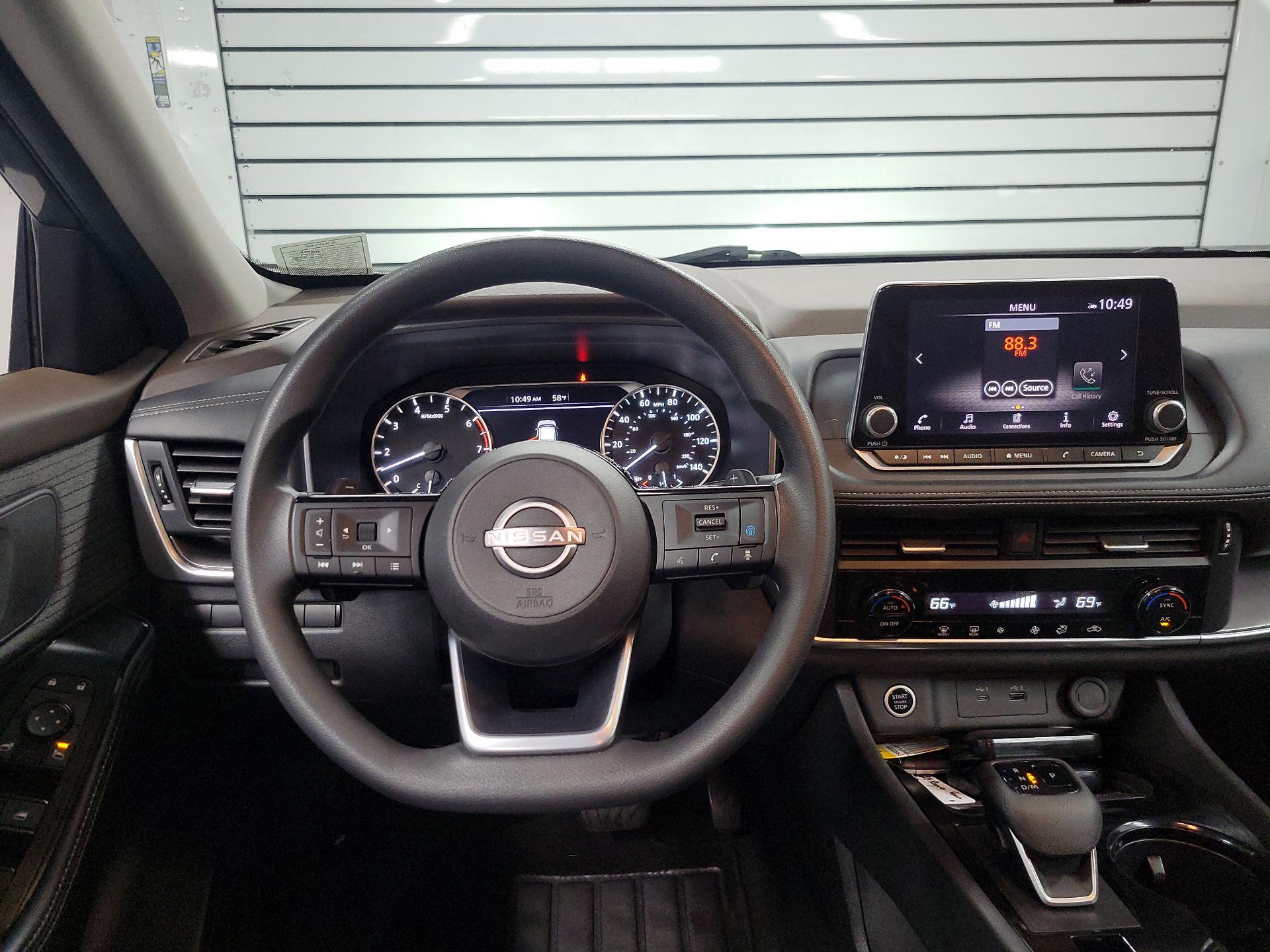 Thumbnail: 2023 Nissan Rogue - 10