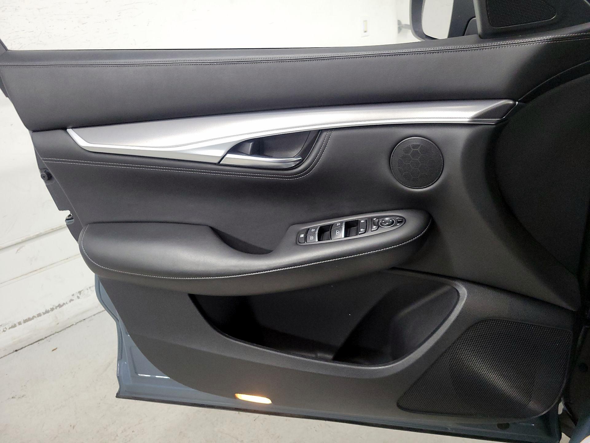 Thumbnail: 2023 INFINITI QX55 - 12