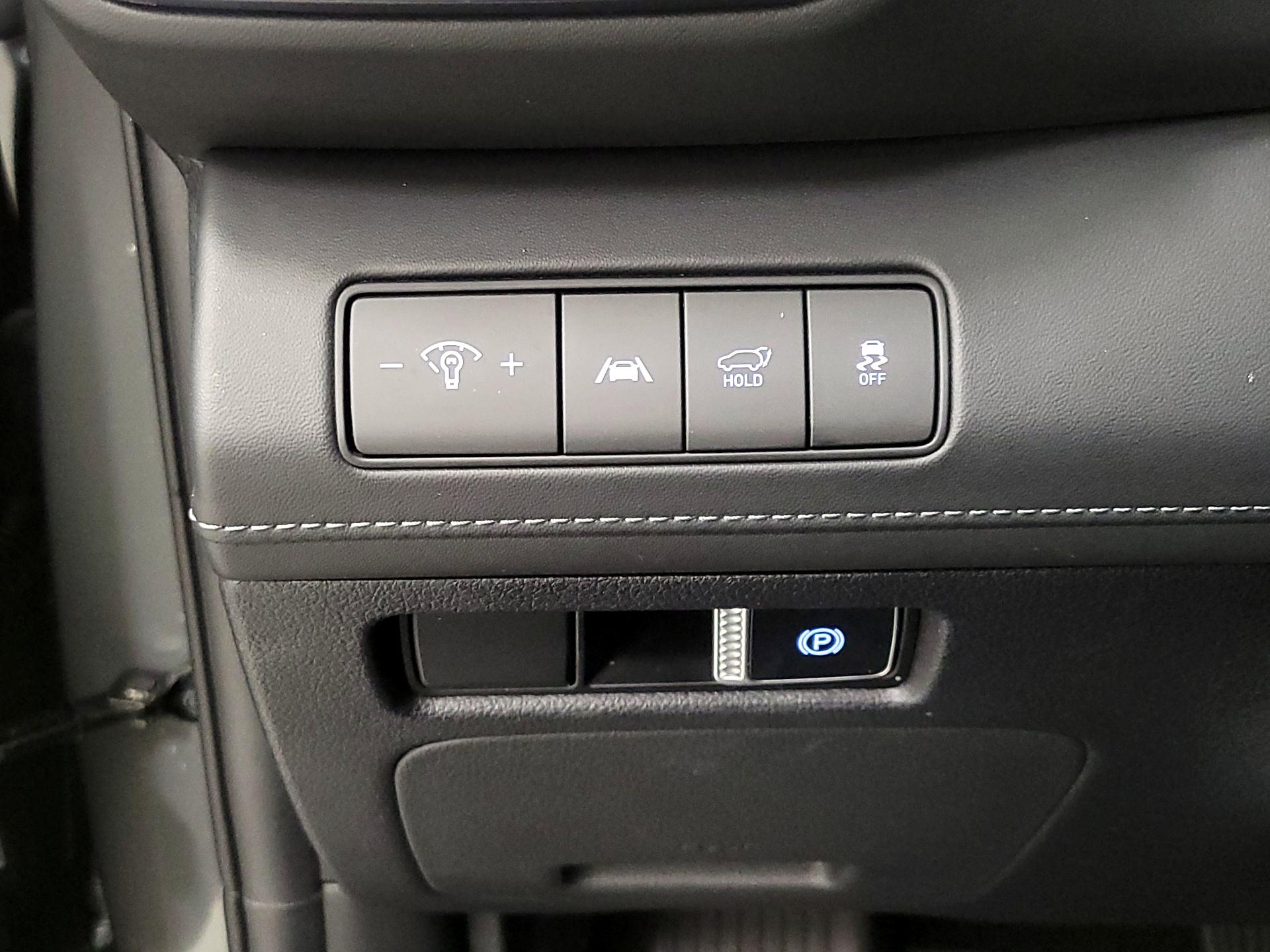 Thumbnail: 2023 Hyundai Santa Fe - 13