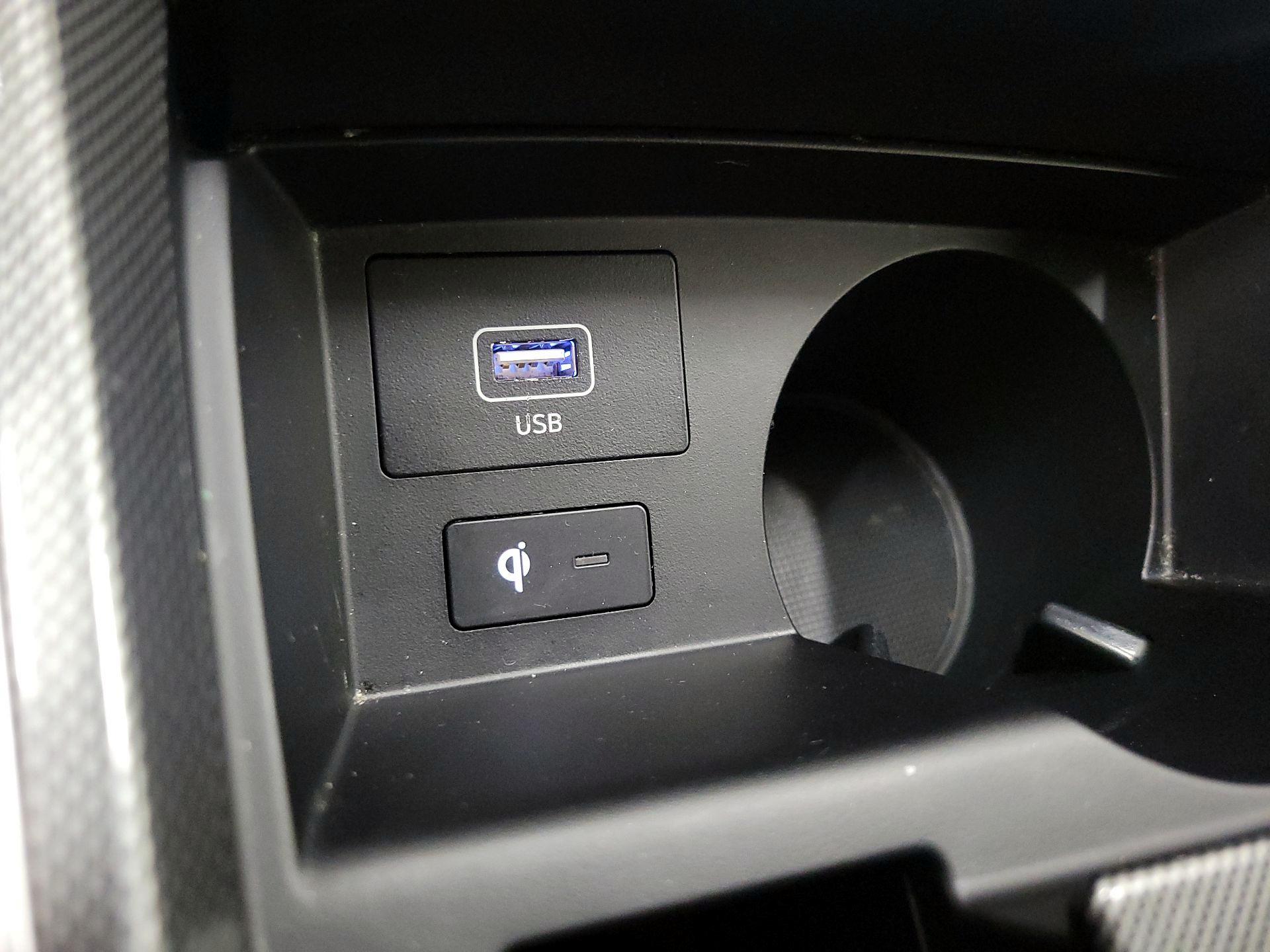 Thumbnail: 2023 Hyundai Santa Fe - 19