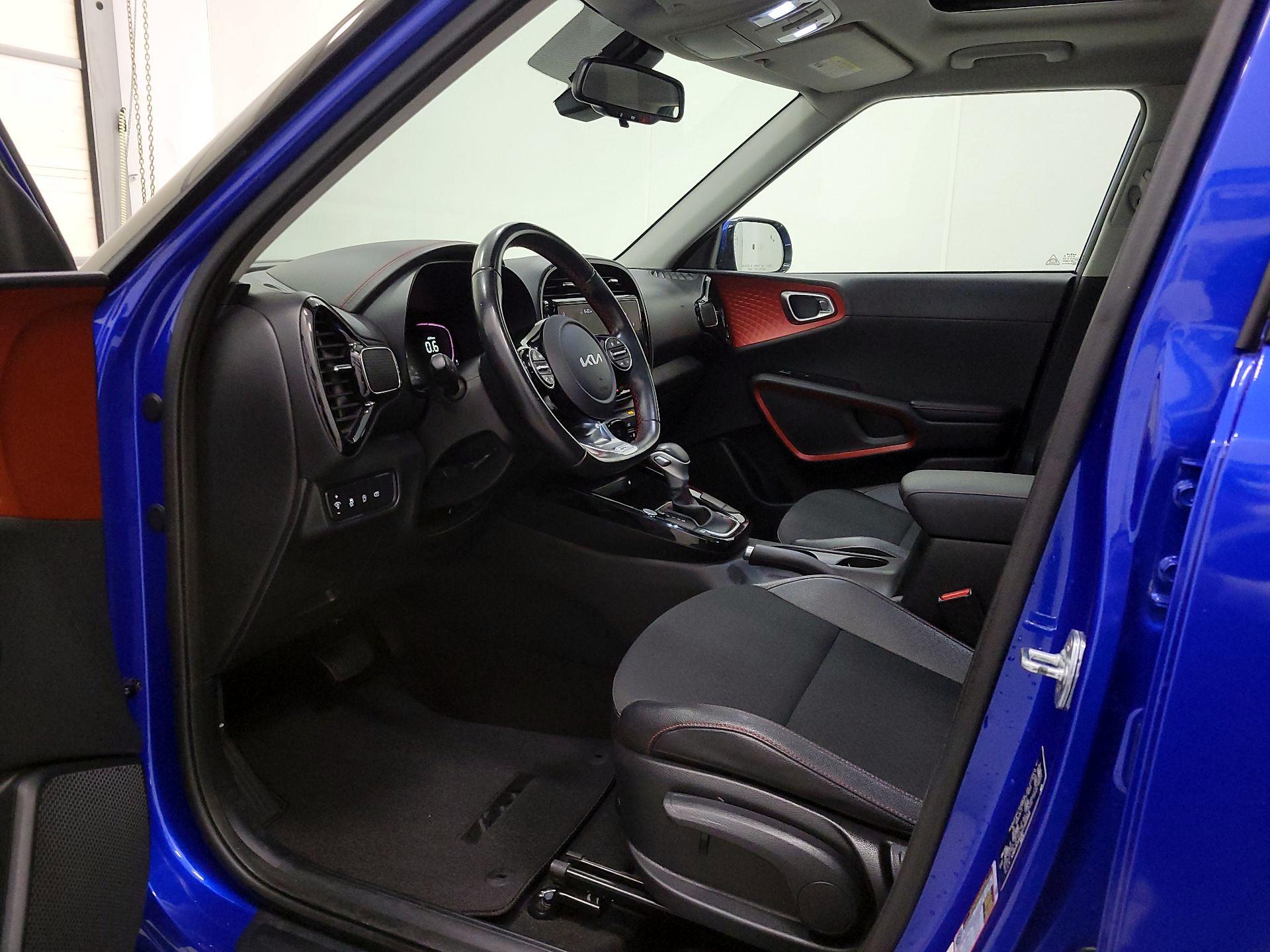 Thumbnail: 2023 Kia Soul - 11