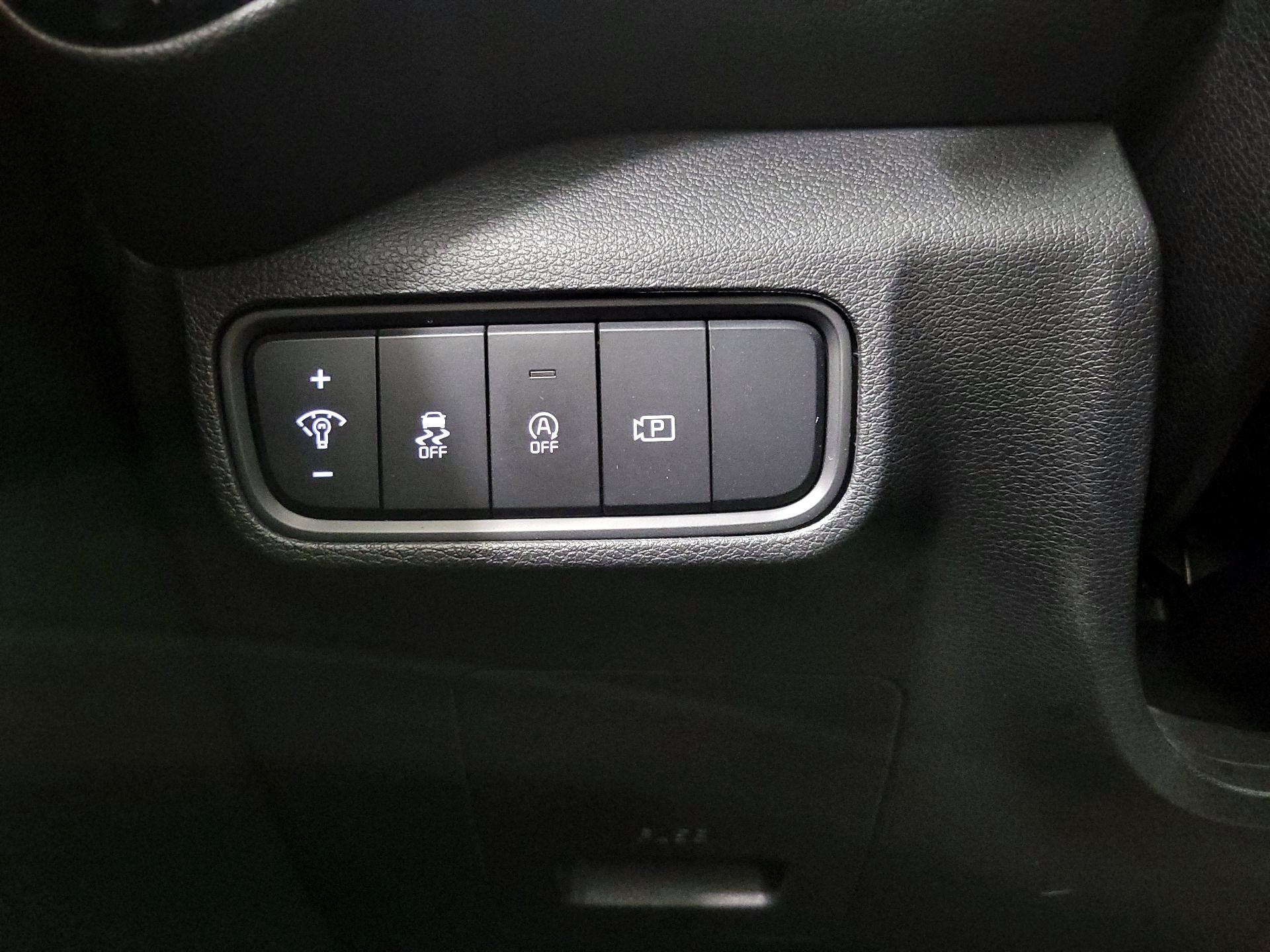 Thumbnail: 2023 Kia Soul - 13