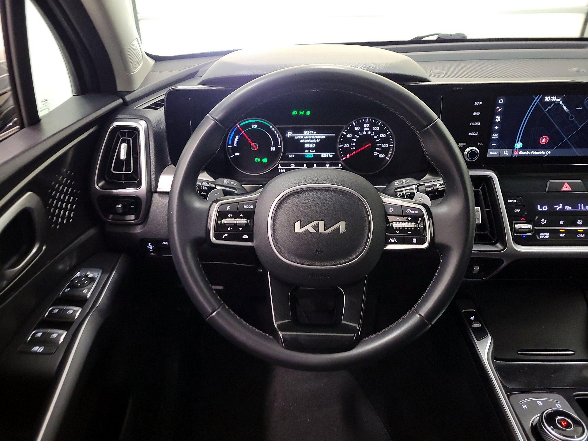 Thumbnail: 2023 Kia Sorento - 10