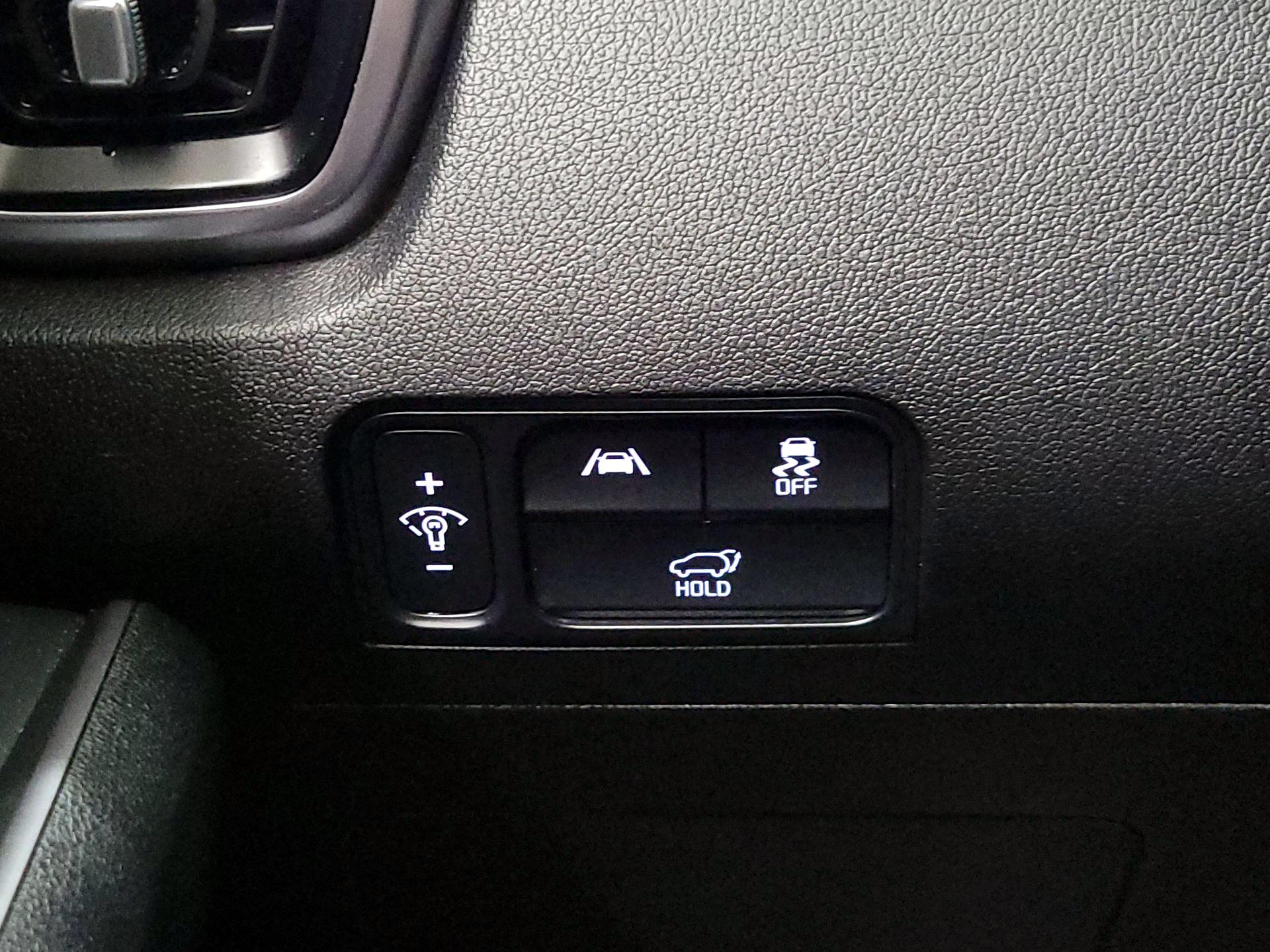 Thumbnail: 2023 Kia Sorento - 13