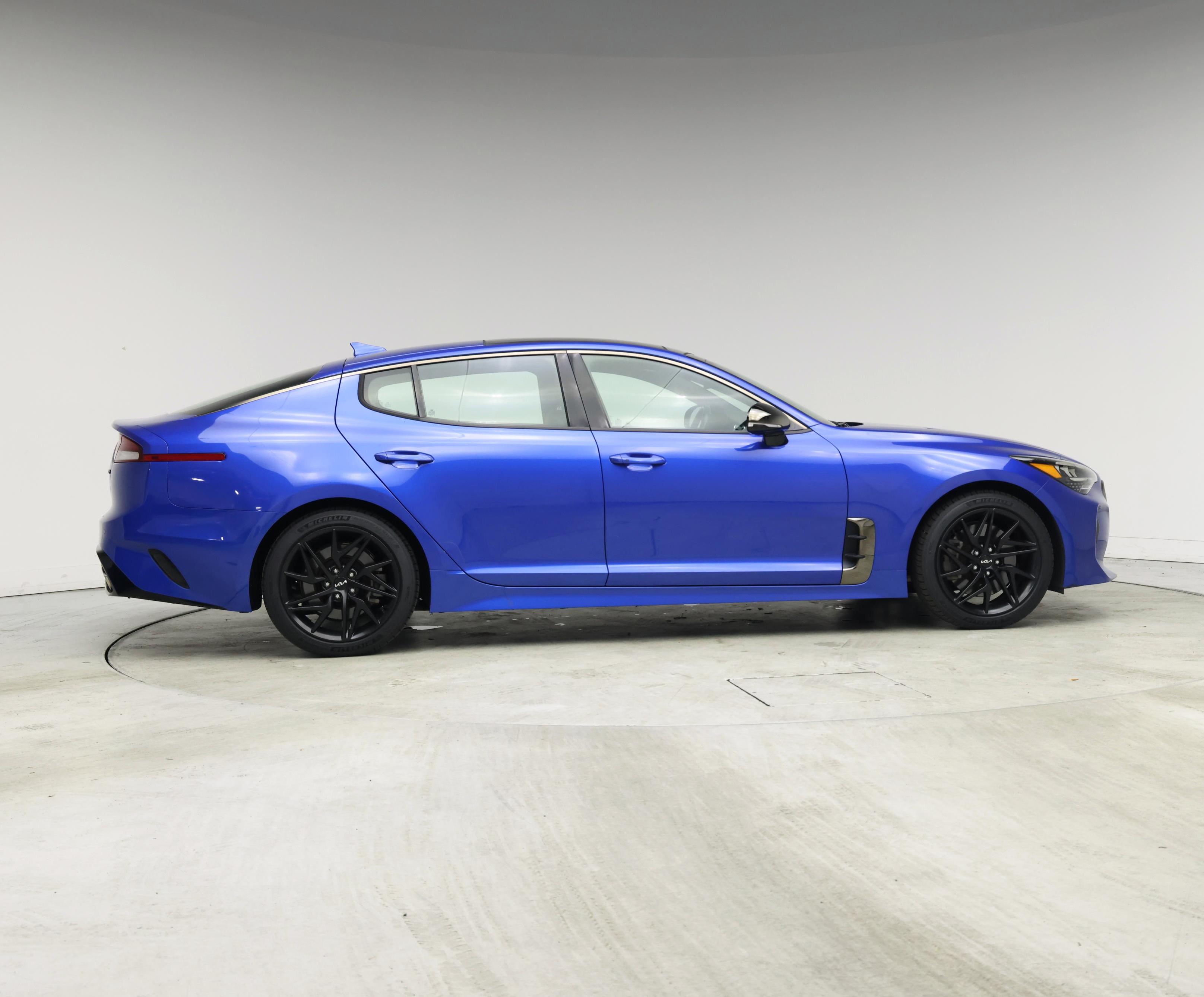 Thumbnail: 2022 Kia Stinger - 7