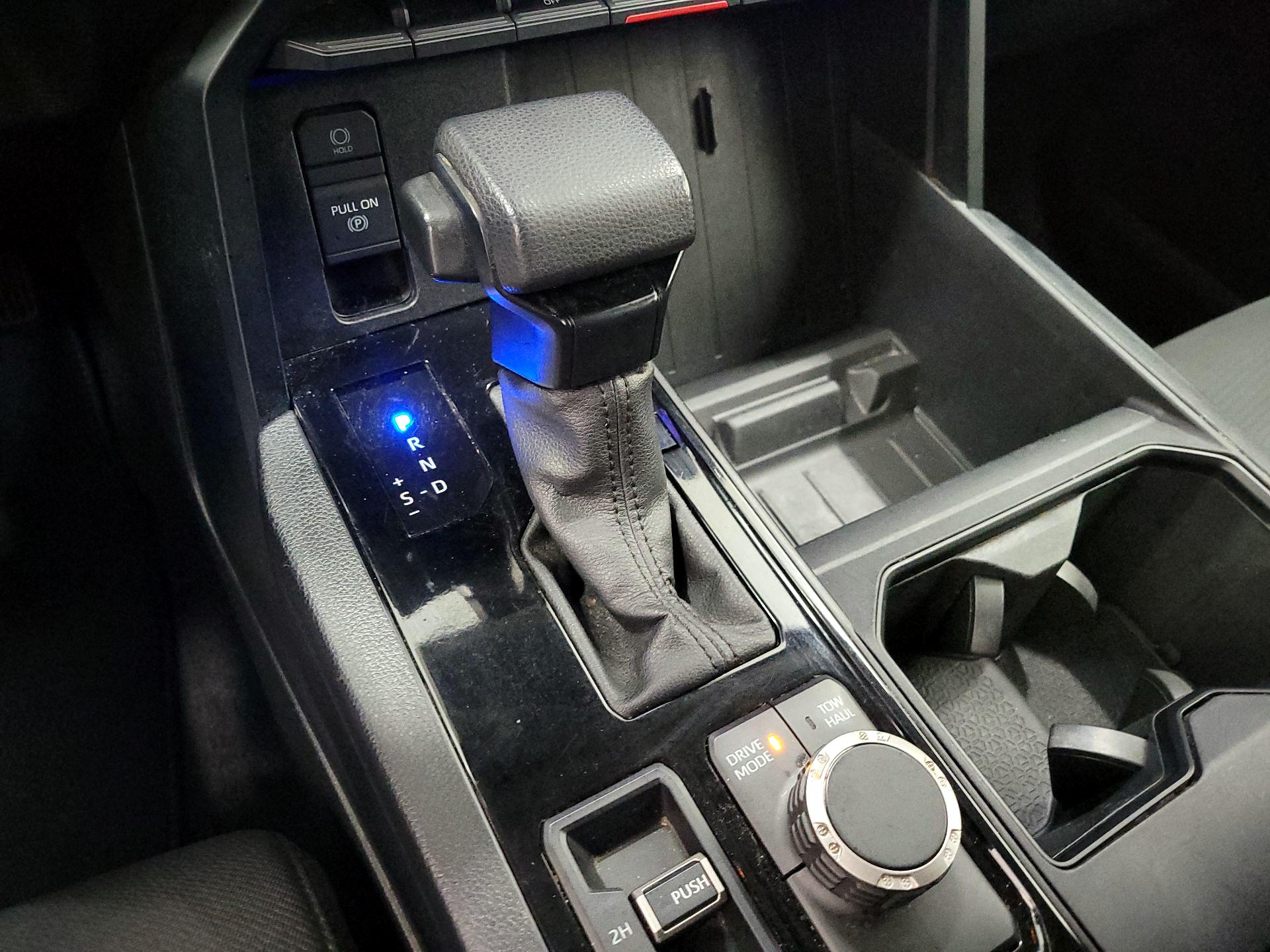 Thumbnail: 2023 Toyota Tundra - 17