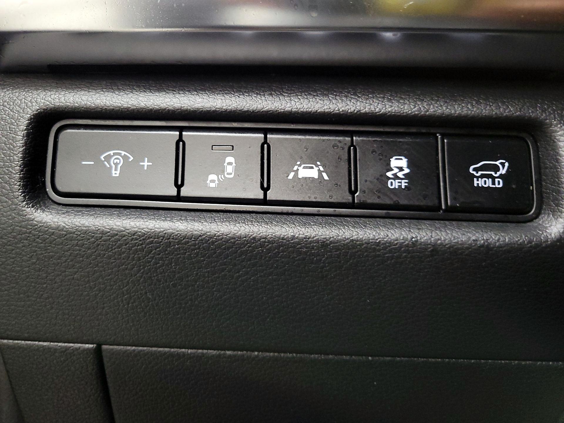 Thumbnail: 2021 Kia Telluride - 13