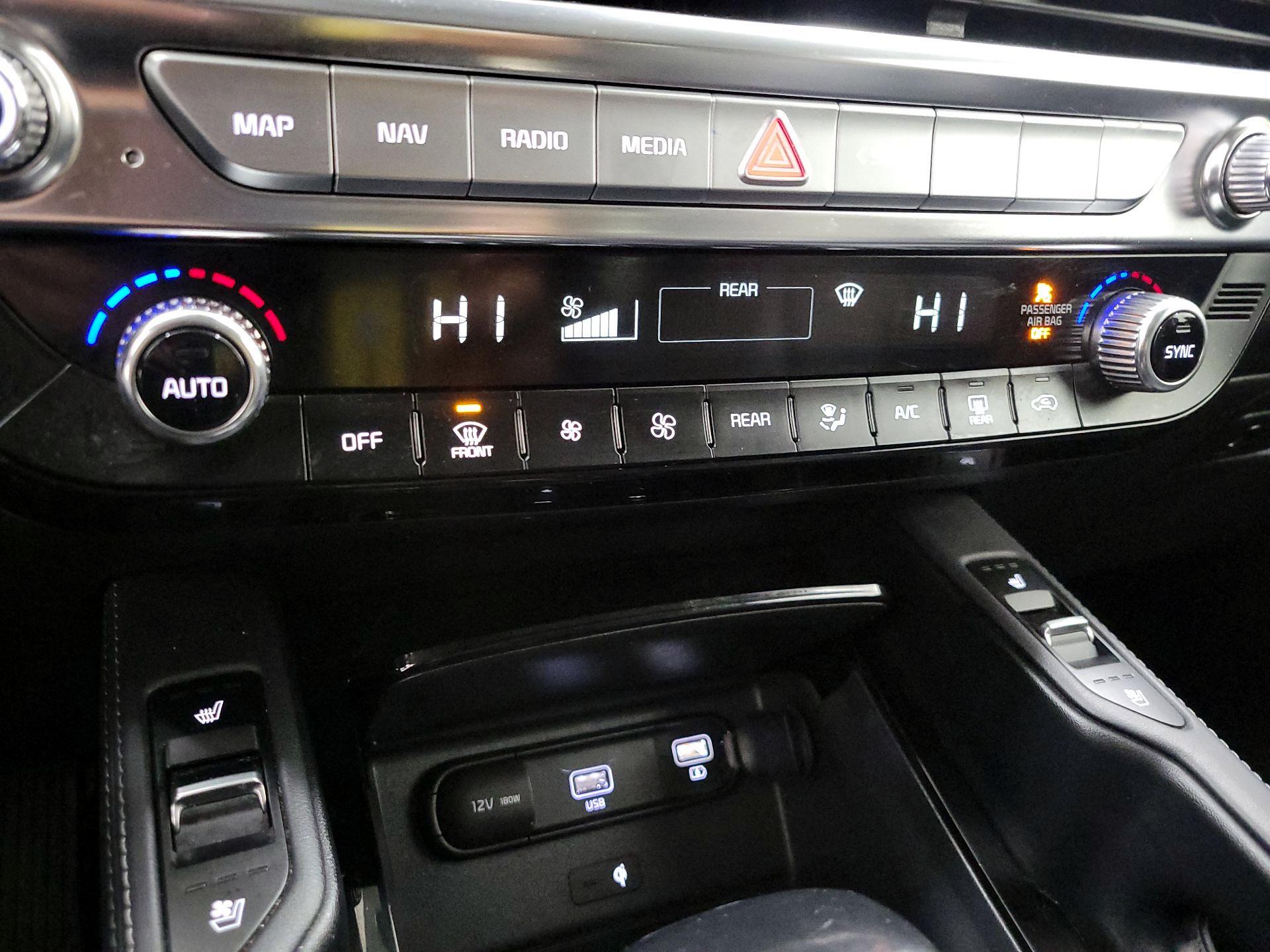 Thumbnail: 2021 Kia Telluride - 17