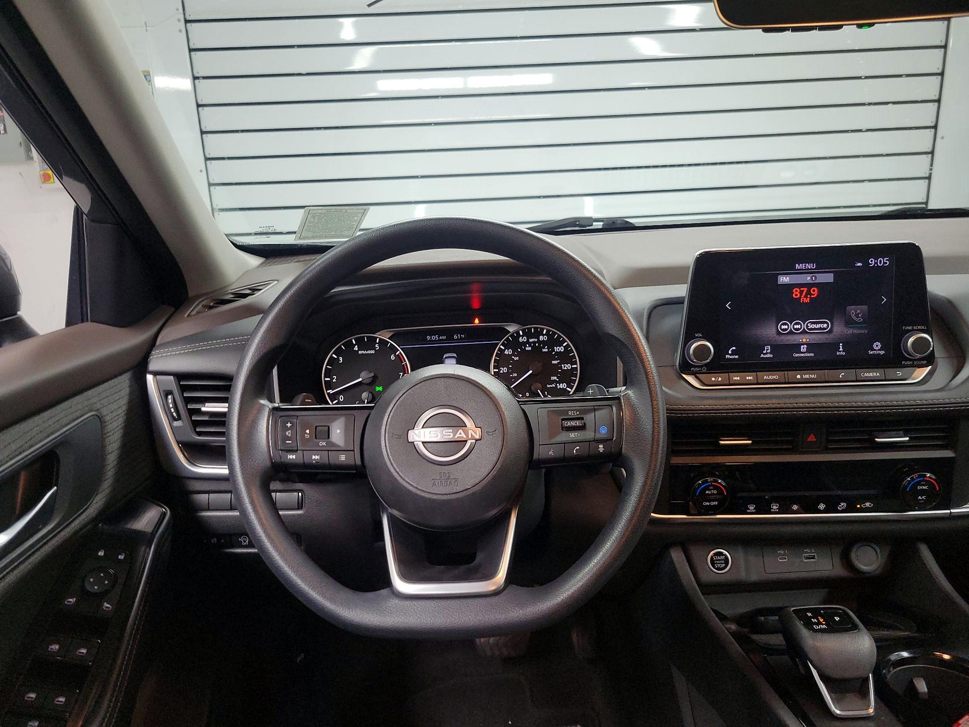 Thumbnail: 2023 Nissan Rogue - 10