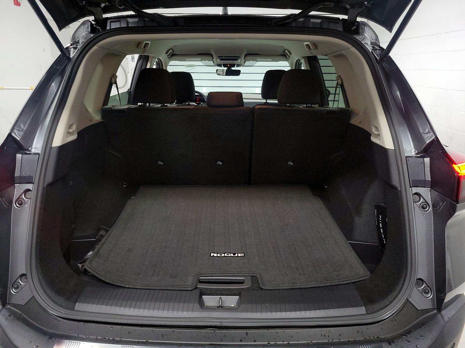 Thumbnail: 2023 Nissan Rogue - 18