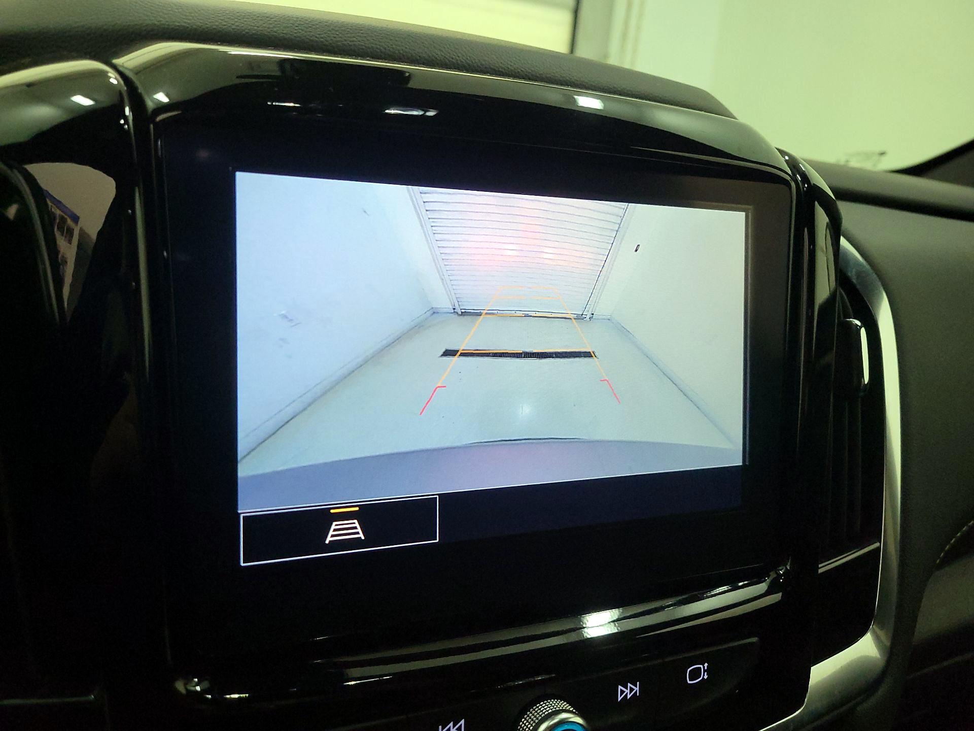 Thumbnail: 2023 Chevrolet Traverse - 14